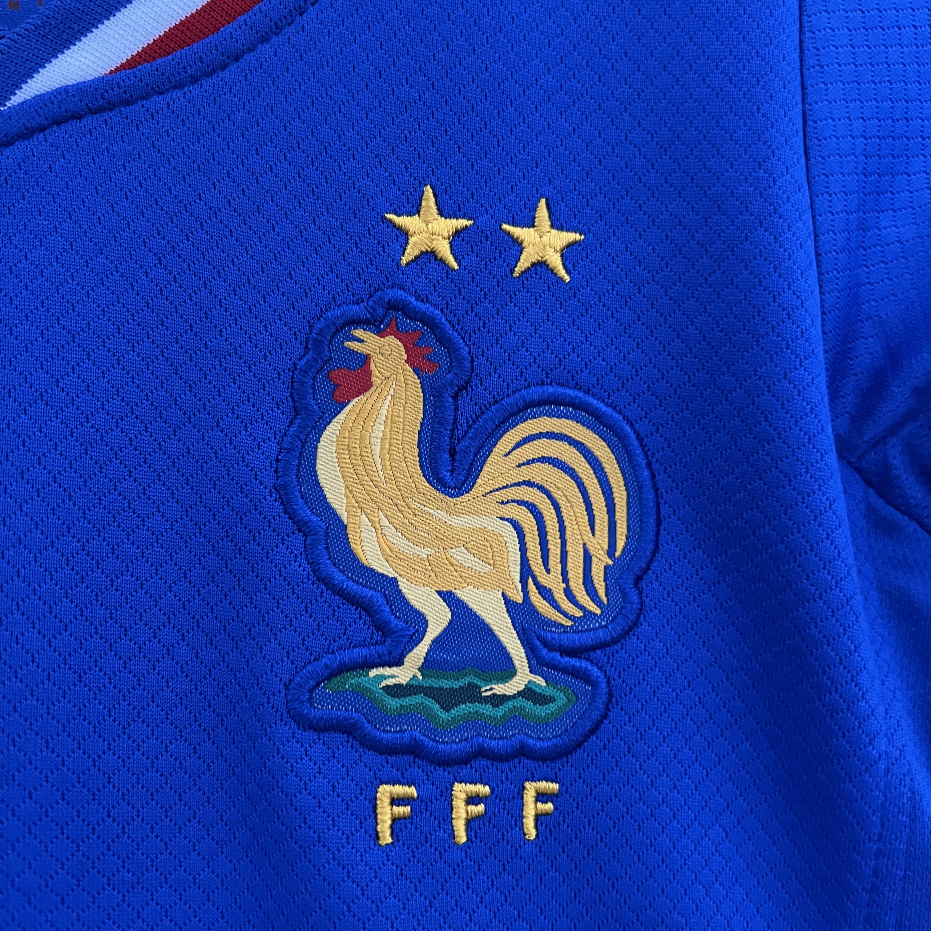 ManixJersey.com | France 2024 Home Stadium Kids Kit -Customize Name, Number and Patch | Worldwide Shipping