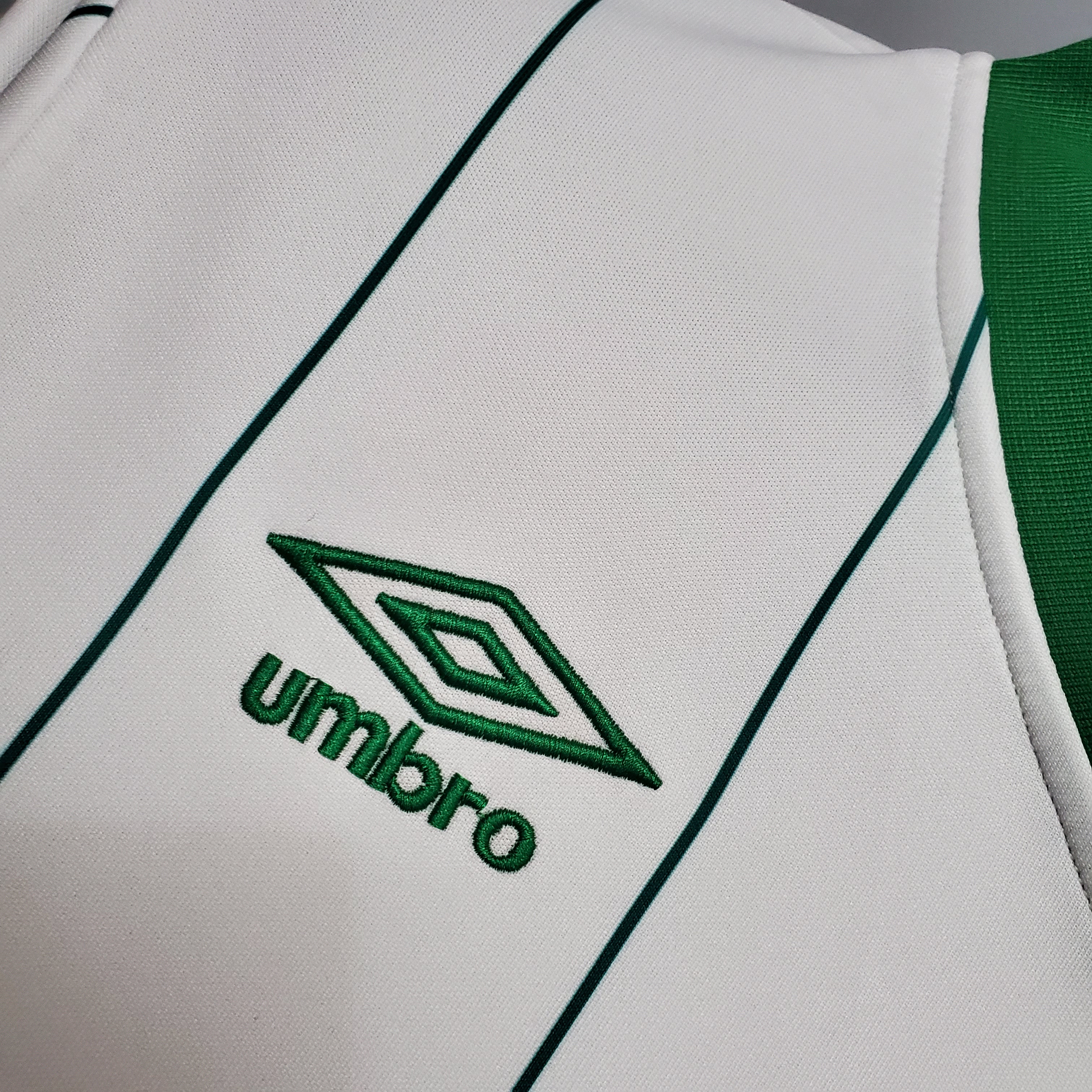 Higojerseys-Retro Celtic 1982-83 Away Stadium Jersey
