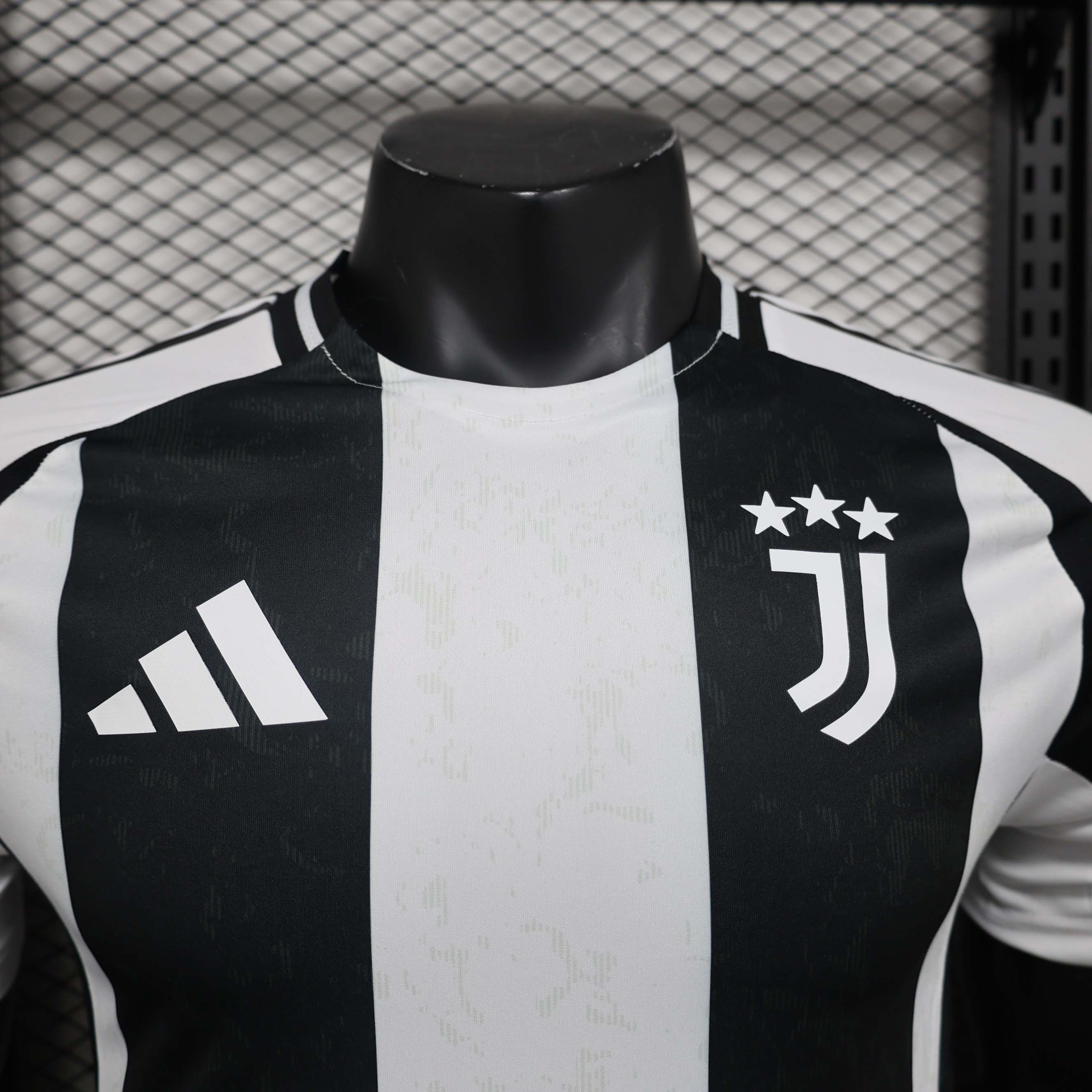 2024/2025 Player Version Juventus Home Football Shirt 1:1 Thai Quality:football jersey mysite: unitedjerseyfootball 邓江浪:football