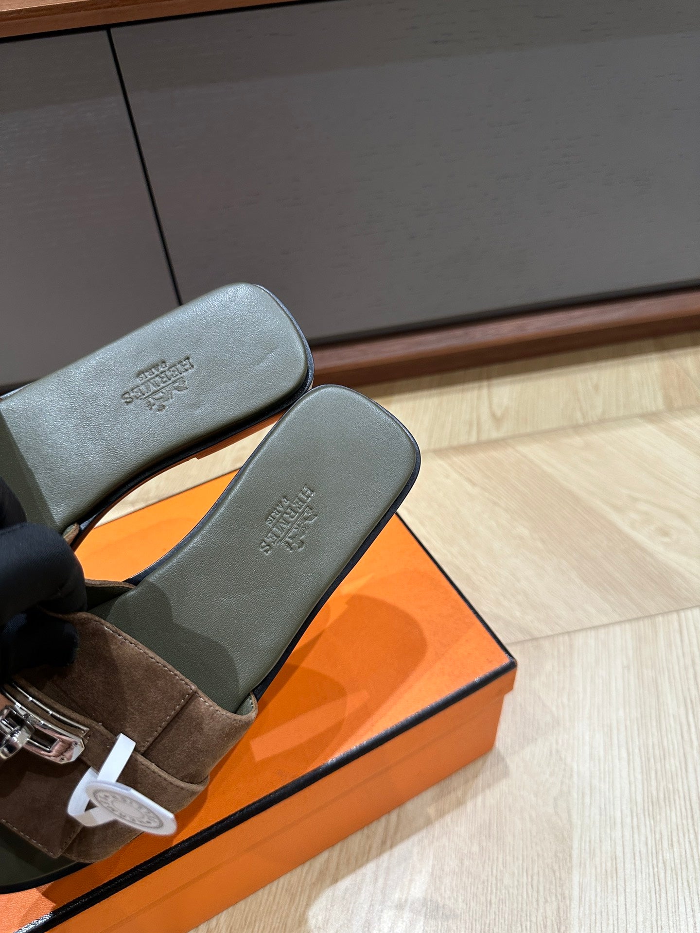 GABRIEL SANDAL LIGHT BROWN SUEDE、mysite、Cacoeks