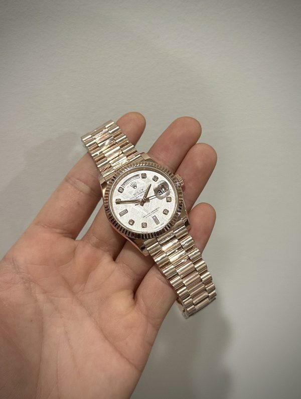 Đồng Hồ Rolex Replica 11 Day-Date 128235 Bọc Vàng Thật Mặt Thiên Thạch 36mm (2)