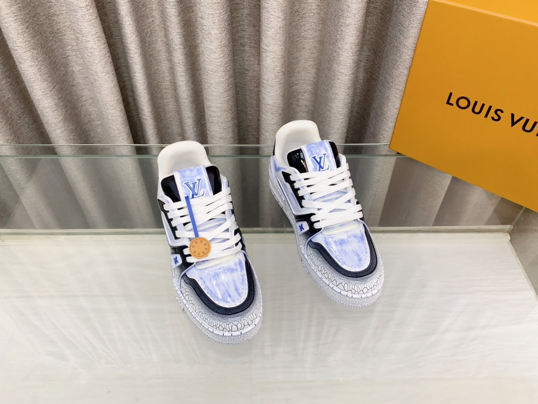 LV TRAINER SNEAKERS IN LIGHT BLUE OMBRE MIX COLORFUL CALFSKIN、mysite、Cacoeks