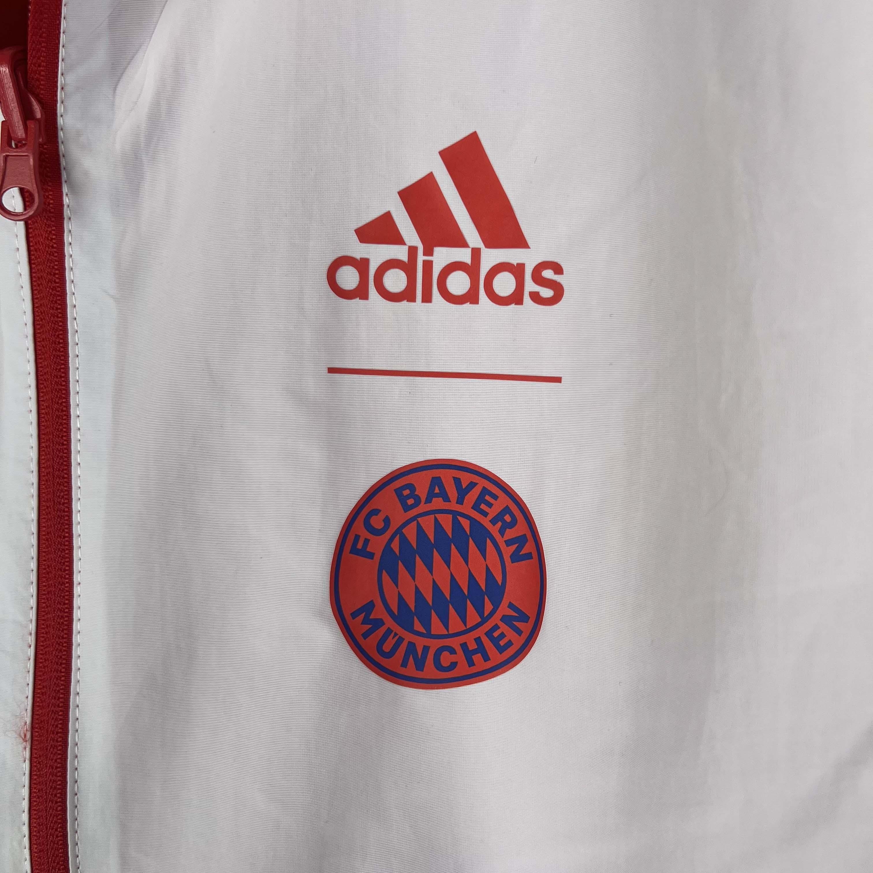 2023-2024 Bayern Munich Reversible Windbreaker (Red-white)Soccer Jersey 1:1 Thai Quality:football jersey mysite: unitedjerseyfootball 邓江浪:football