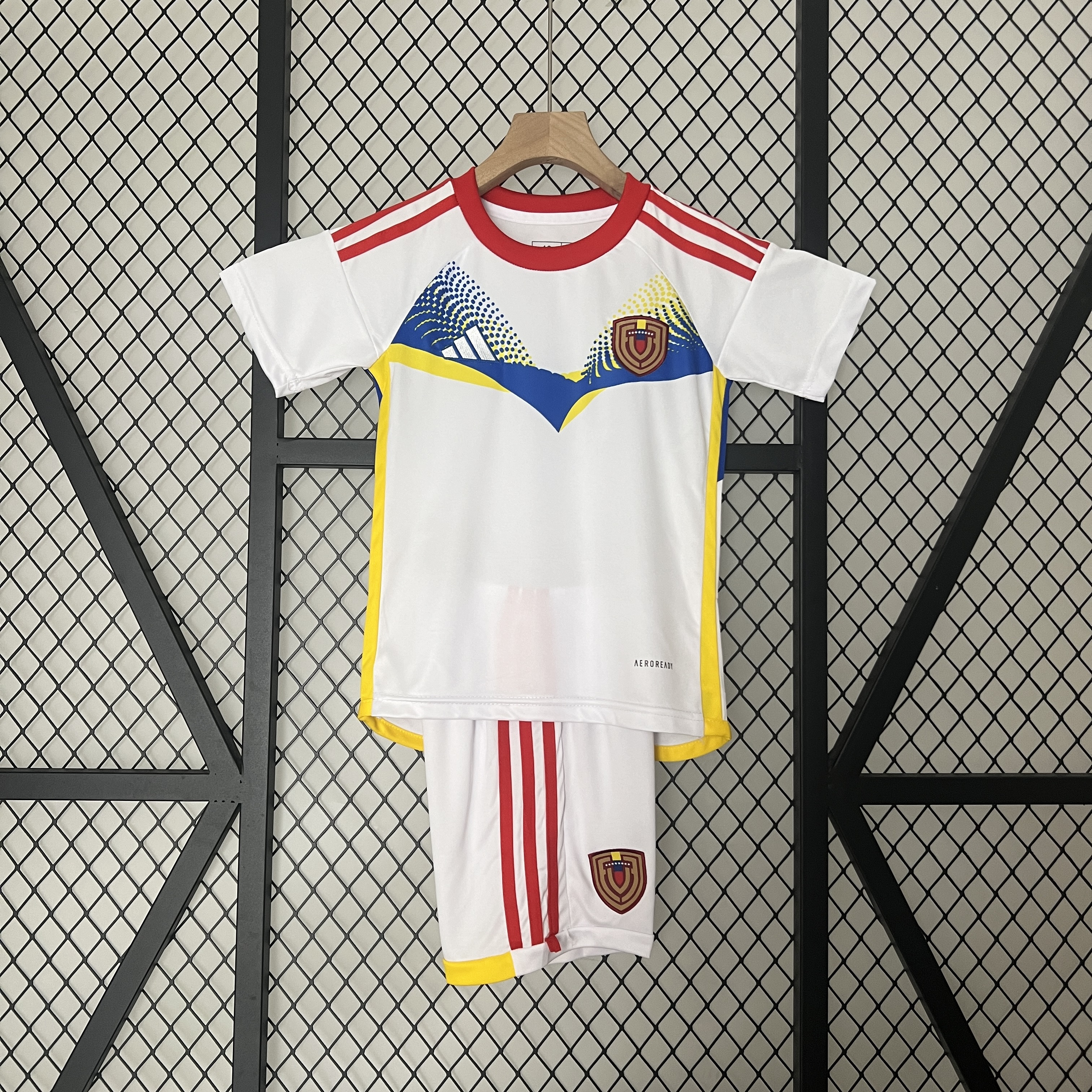 Higojerseys-Venezuela 2024 Away Stadium Kids Kit