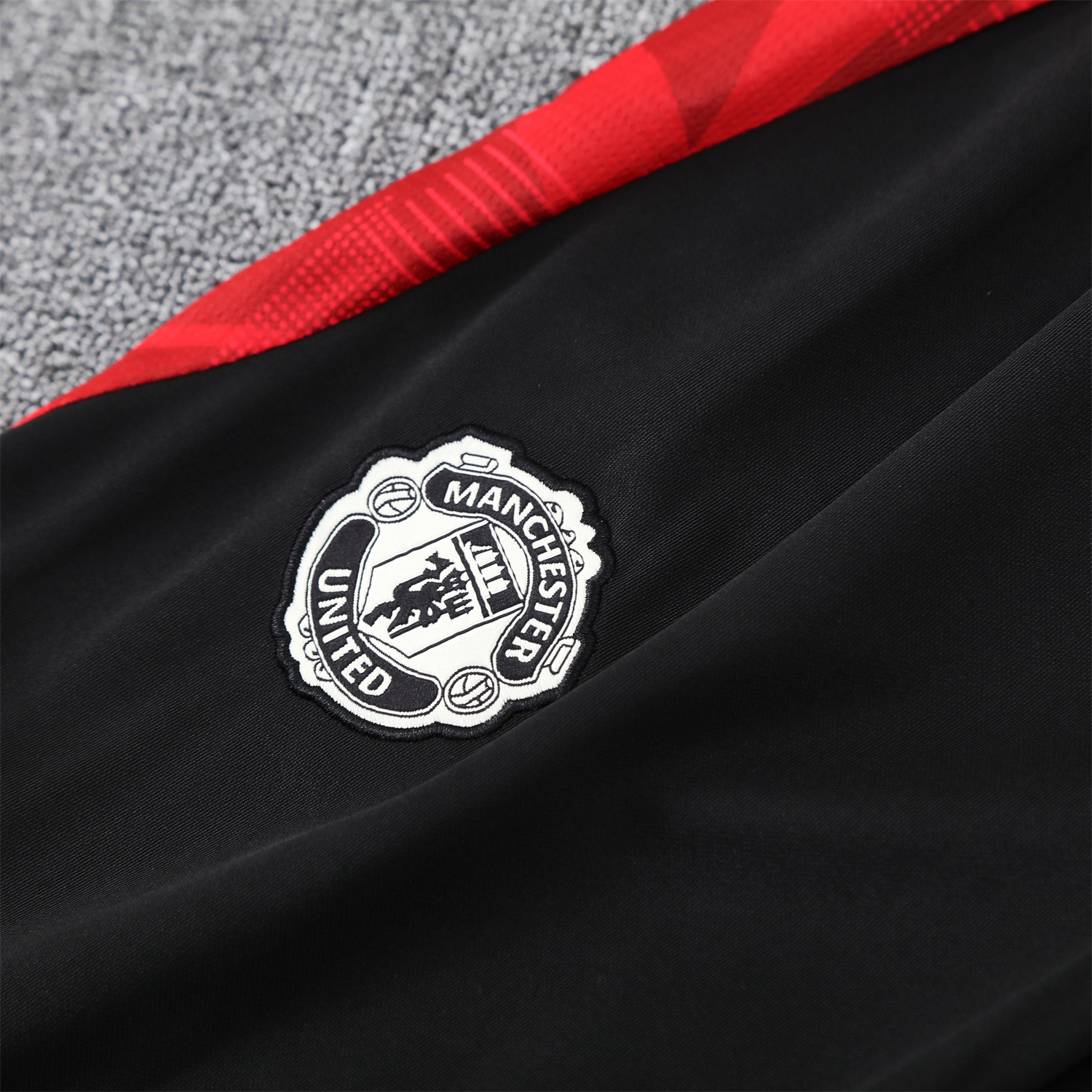 foot-Manchester United 24-25 Pre-Match Traning Hoodie Set - Black Top and Pants