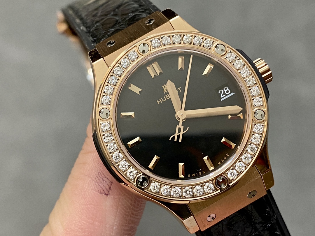 Hublot Classic Fusion 581.OX.1480.RX.1704 33mm Ladies Replica Watch-fasswatch