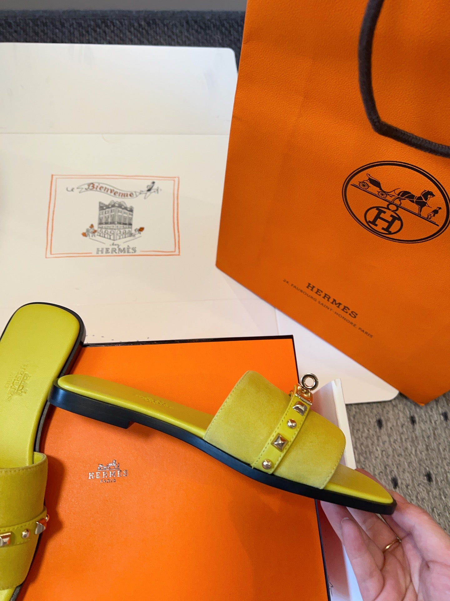 GIULIA FLAT SANDAL IN NEON YELLOW SUEDE、mysite、Cacoeks