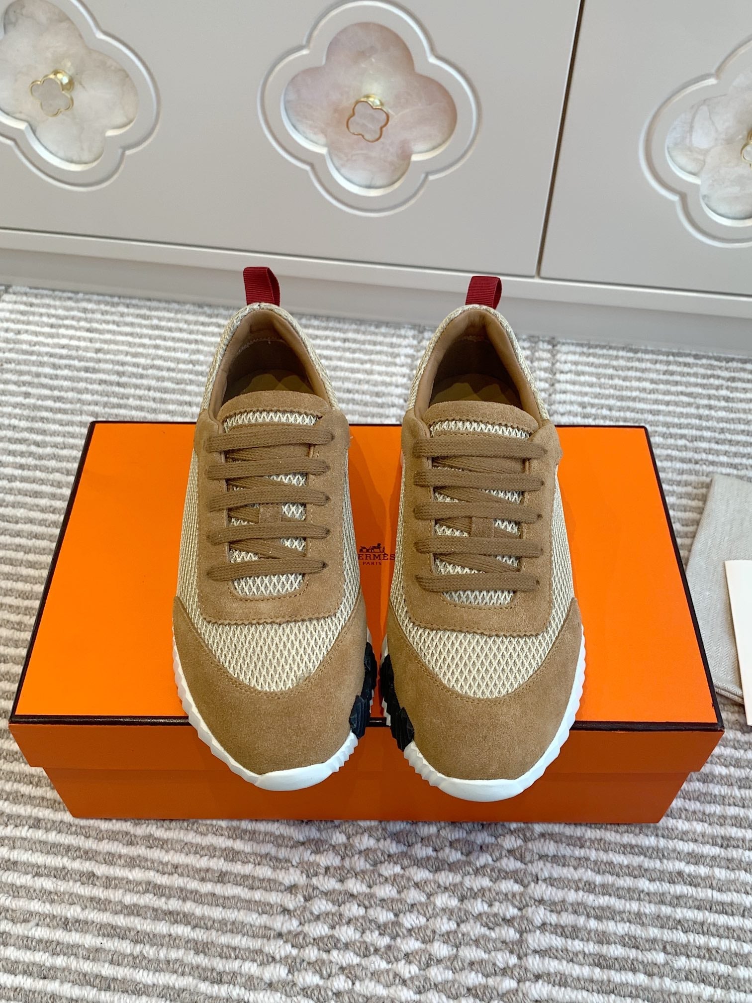 BOUNCING SNEAKER IN CIDER BROWN GRAPHIC MESH AND SUEDE、mysite、Cacoeks