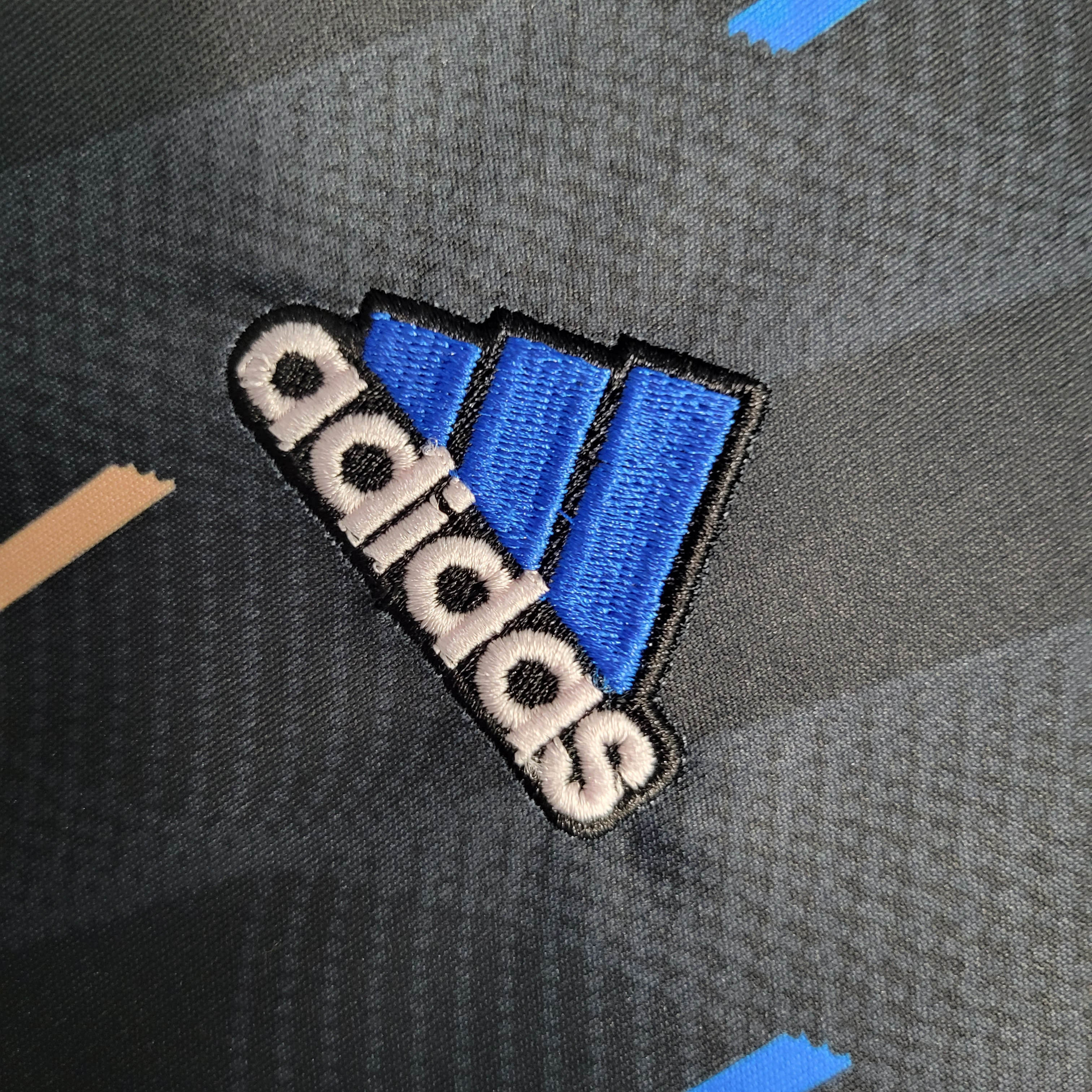 2022/2023 Manchester United Training Wear Black Football Shirt 1:1 Thai Quality:football jersey mysite: unitedjerseyfootball 邓江浪:football