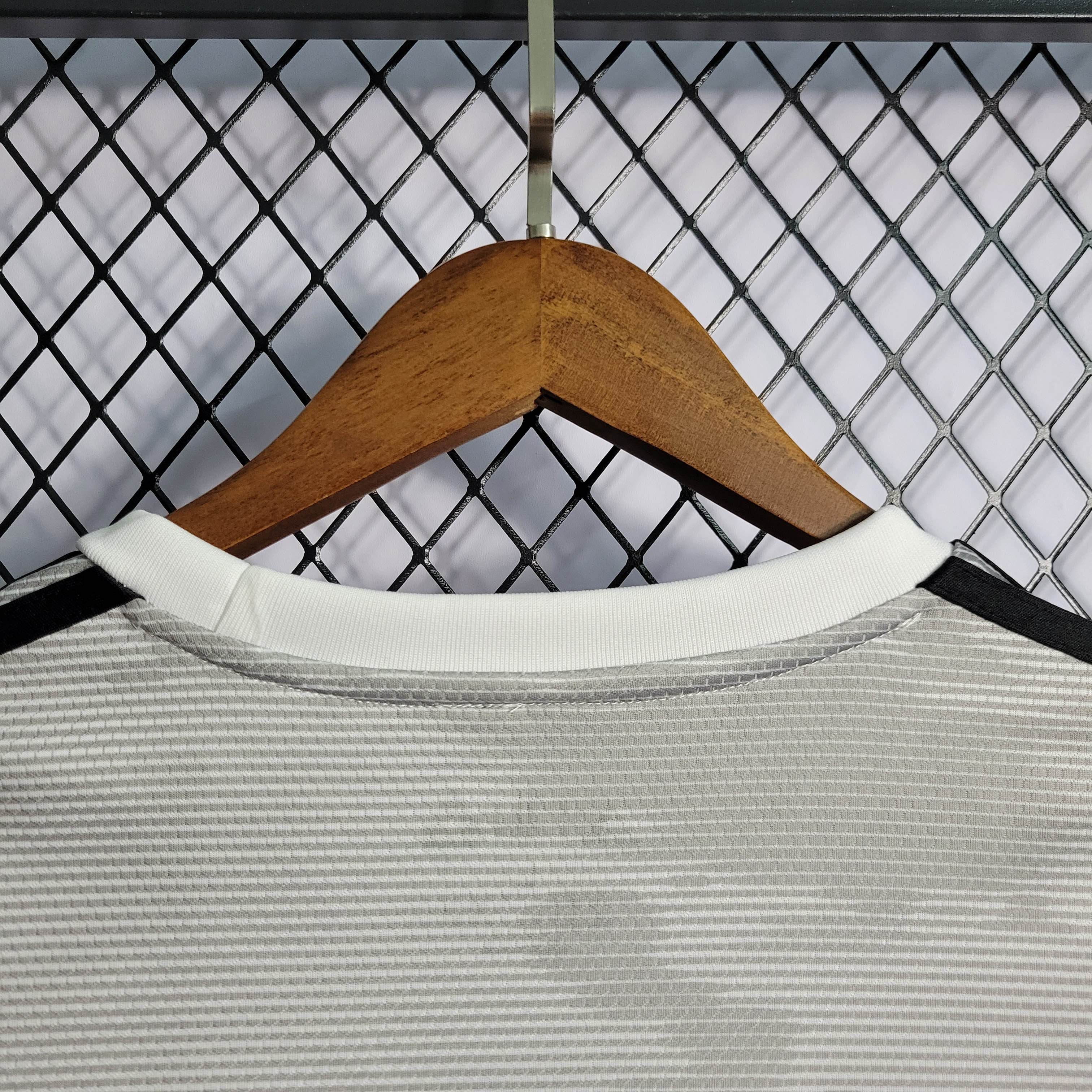 2019/2020 Retro Juventus Joint Edition Black and White Stripes Soccer Jersey 1:1 Thai Quality:football jersey mysite: unitedjerseyfootball 邓江浪:football