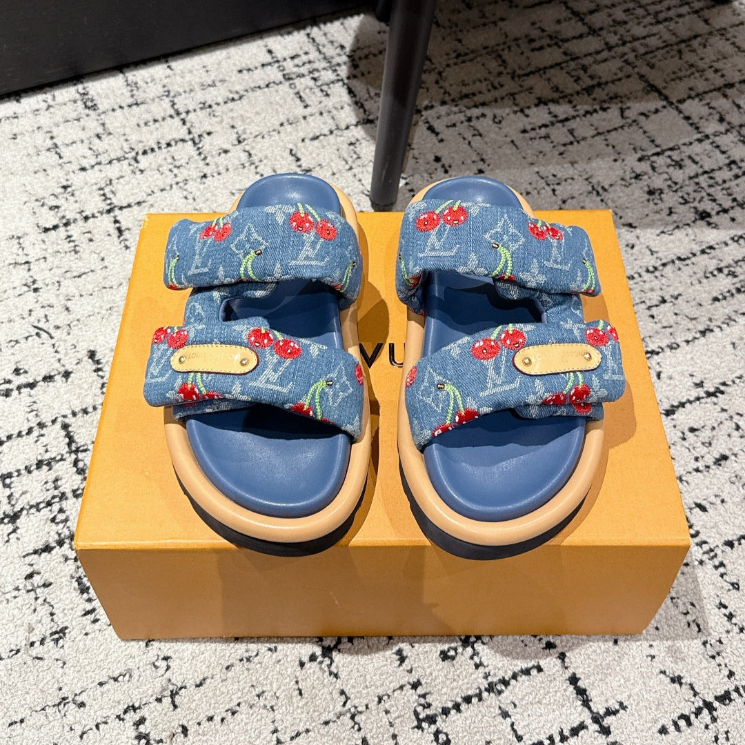 LV MIAMI DOUBLE-STRAP SANDALS 25S IN BLUE DENIM AND CALFSKIN、mysite、Cacoeks