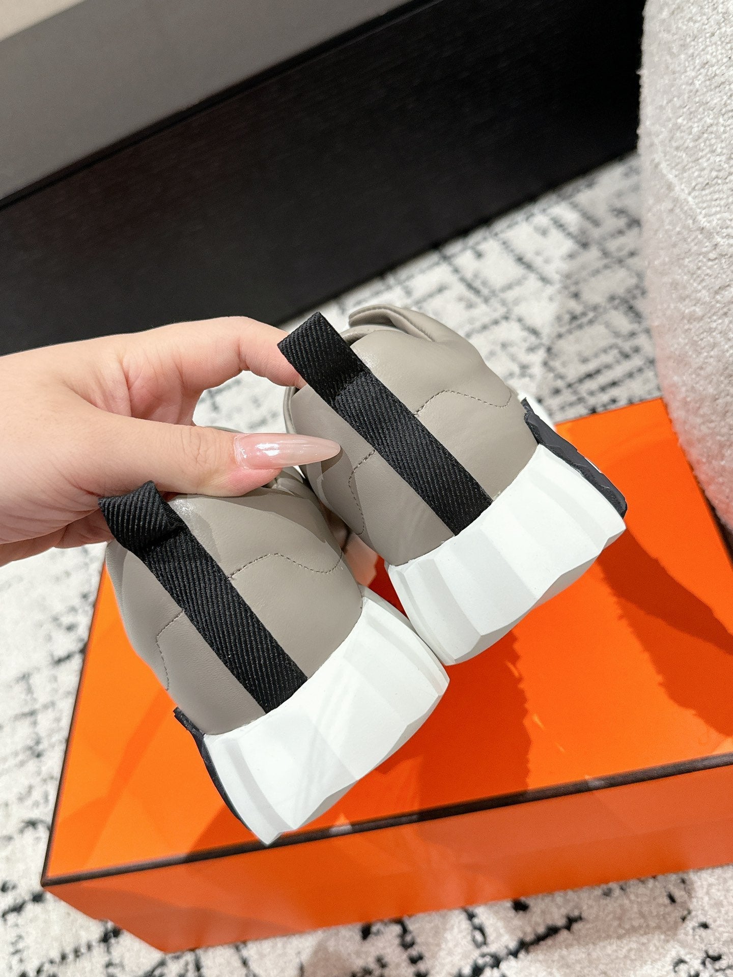 BOUNCING SNEAKER IN KHAKI BEIGE CALFSKIN、mysite、Cacoeks