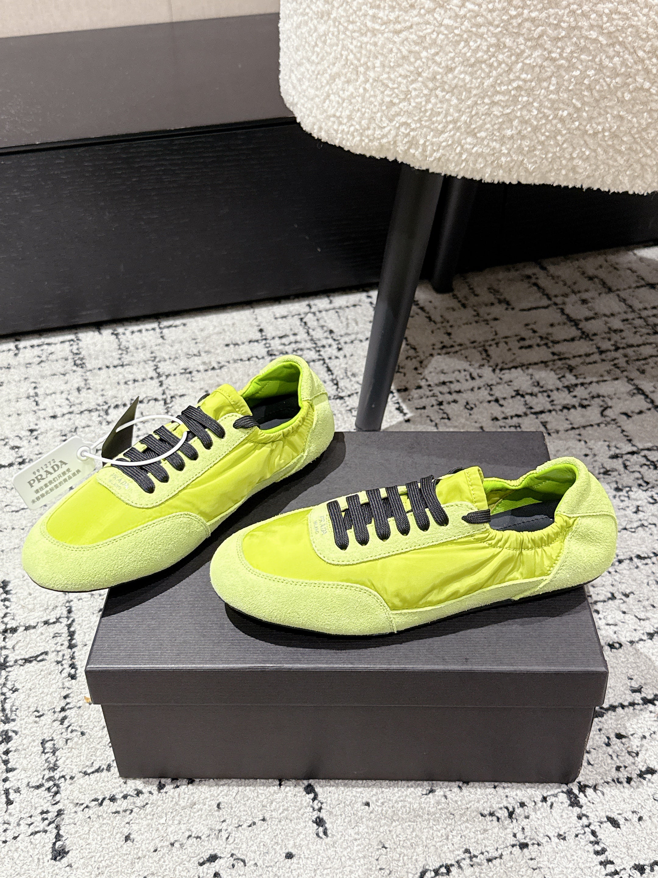 PRADA 25S COLLAPSE SNEAKERS IN LIME GREEN RE NYLON AND SUEDE、mysite、Cacoeks