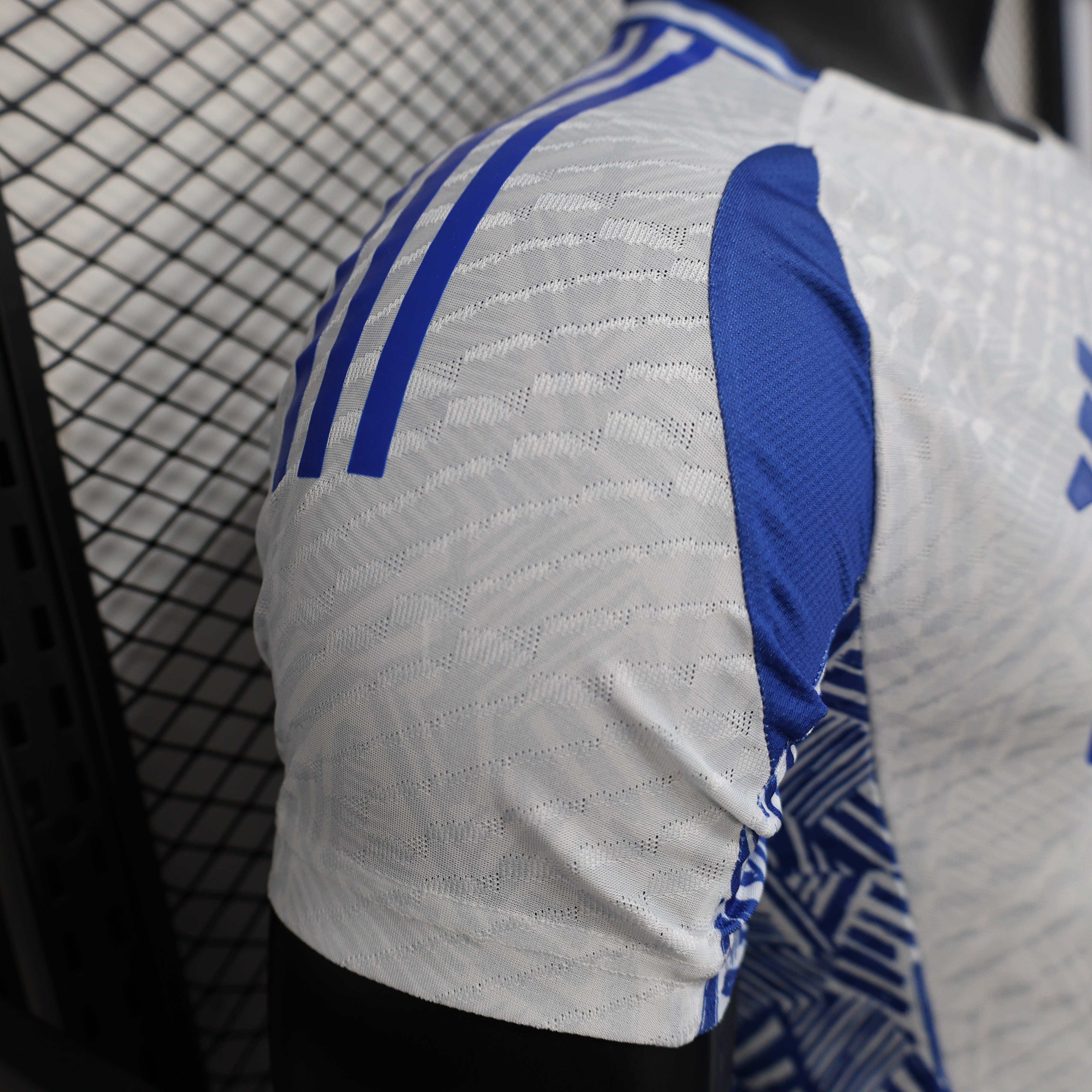 2025/2026 Player Version Real Madrid Special Edition White Football Shirt 1:1 Thai Quality:football jersey mysite: unitedjerseyfootball 邓江浪:football