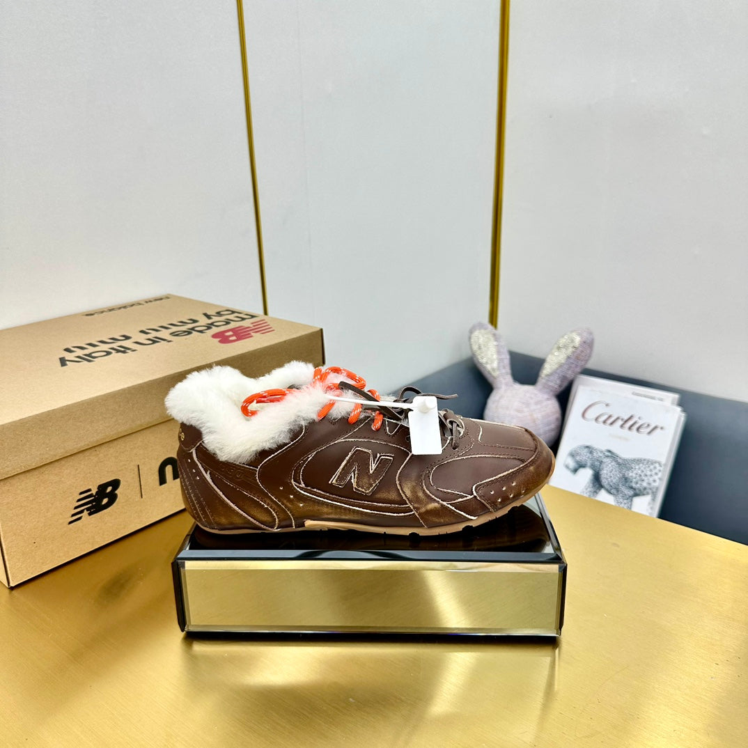 MIUXNB 530 SNEAKERS IN BROWN CALFSKIN SHEARLING、mysite、Cacoeks