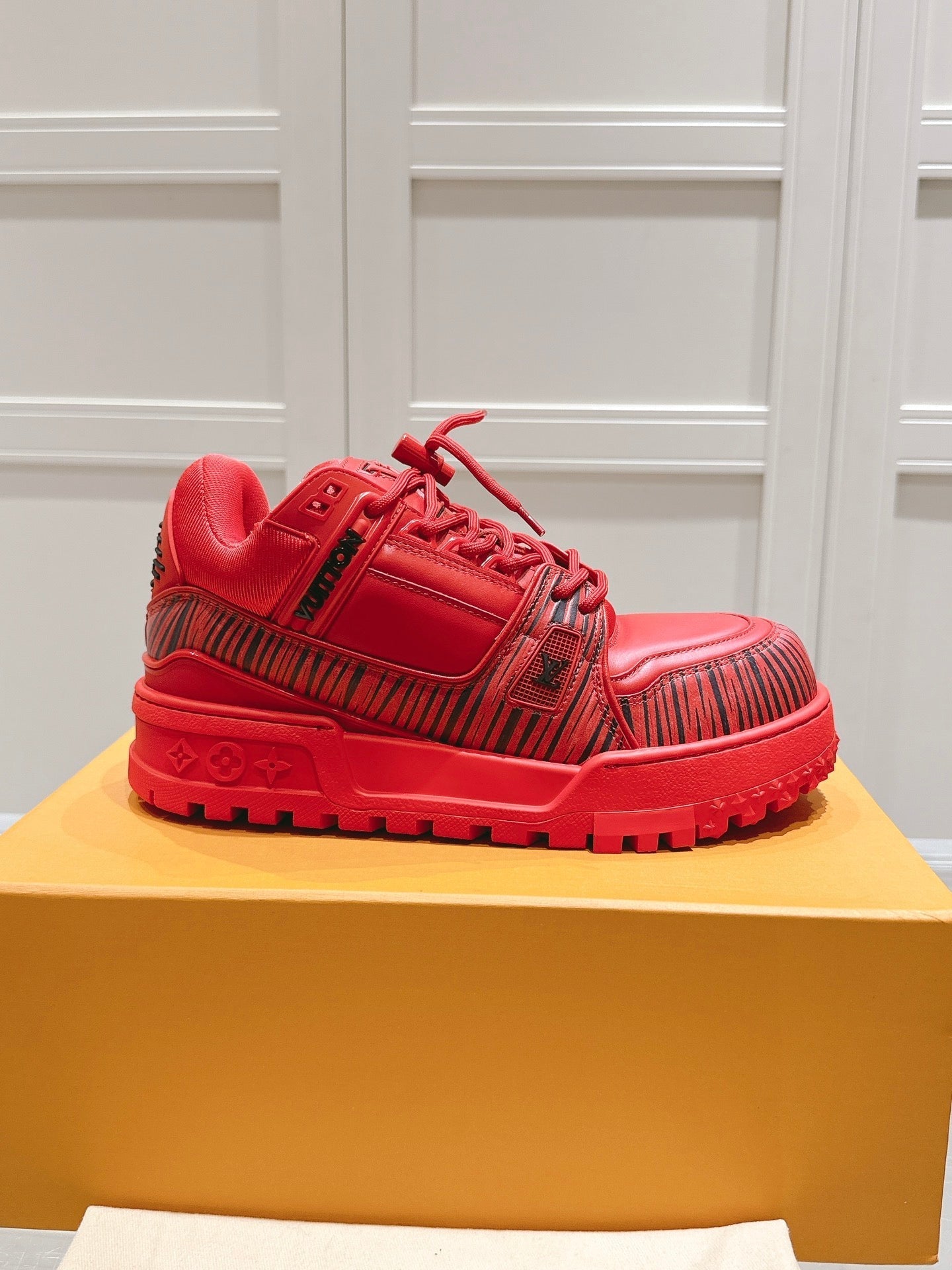 LV TRAINER MAXI LV X PARK SEO-BO IN RUBY RED CALFSKIN、mysite、Cacoeks