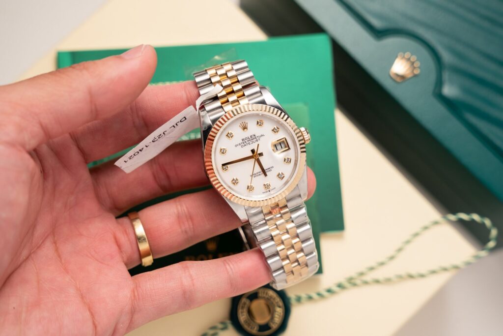 Đồng Hồ Rolex DateJust Mặt Xà Cừ Bọc Vàng Thật Nhà Máy GM 36mm (4)