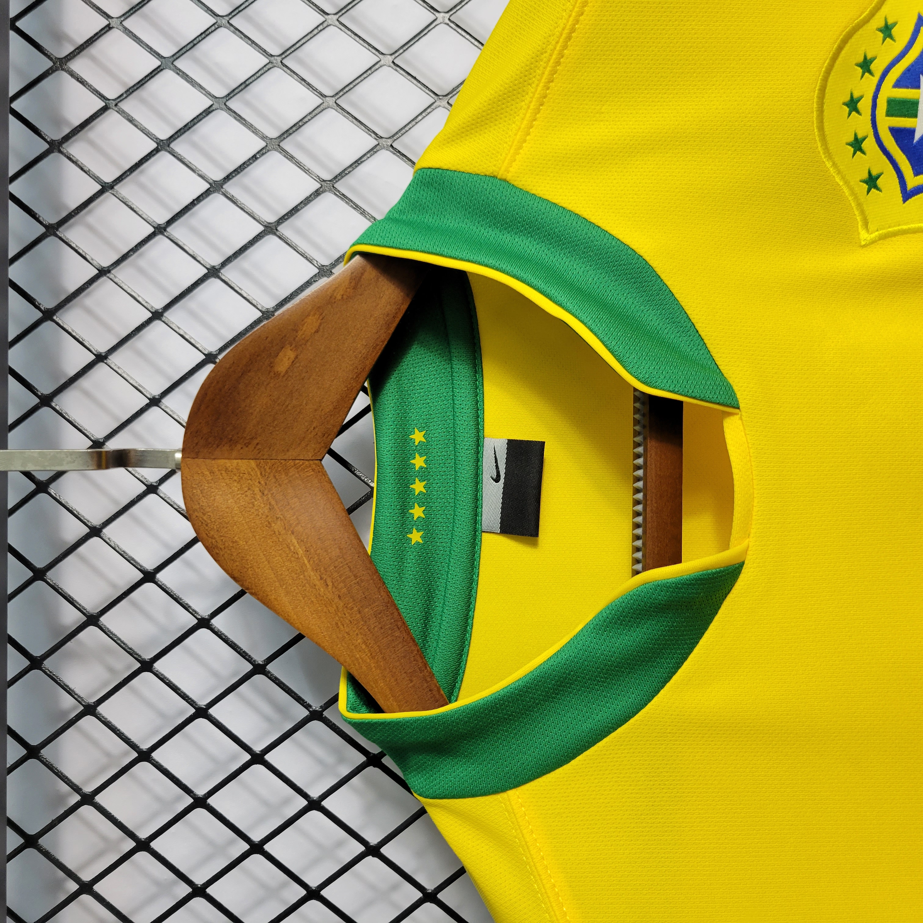 GlobeJersey-Retro Brazil 2006 Home Stadium Jersey