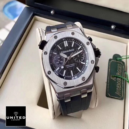 audemars_piguet_royal_oak_offshore_diver_black_dial_15710ST.OO_.A002CA.01_replica_black_unitedluxurynet