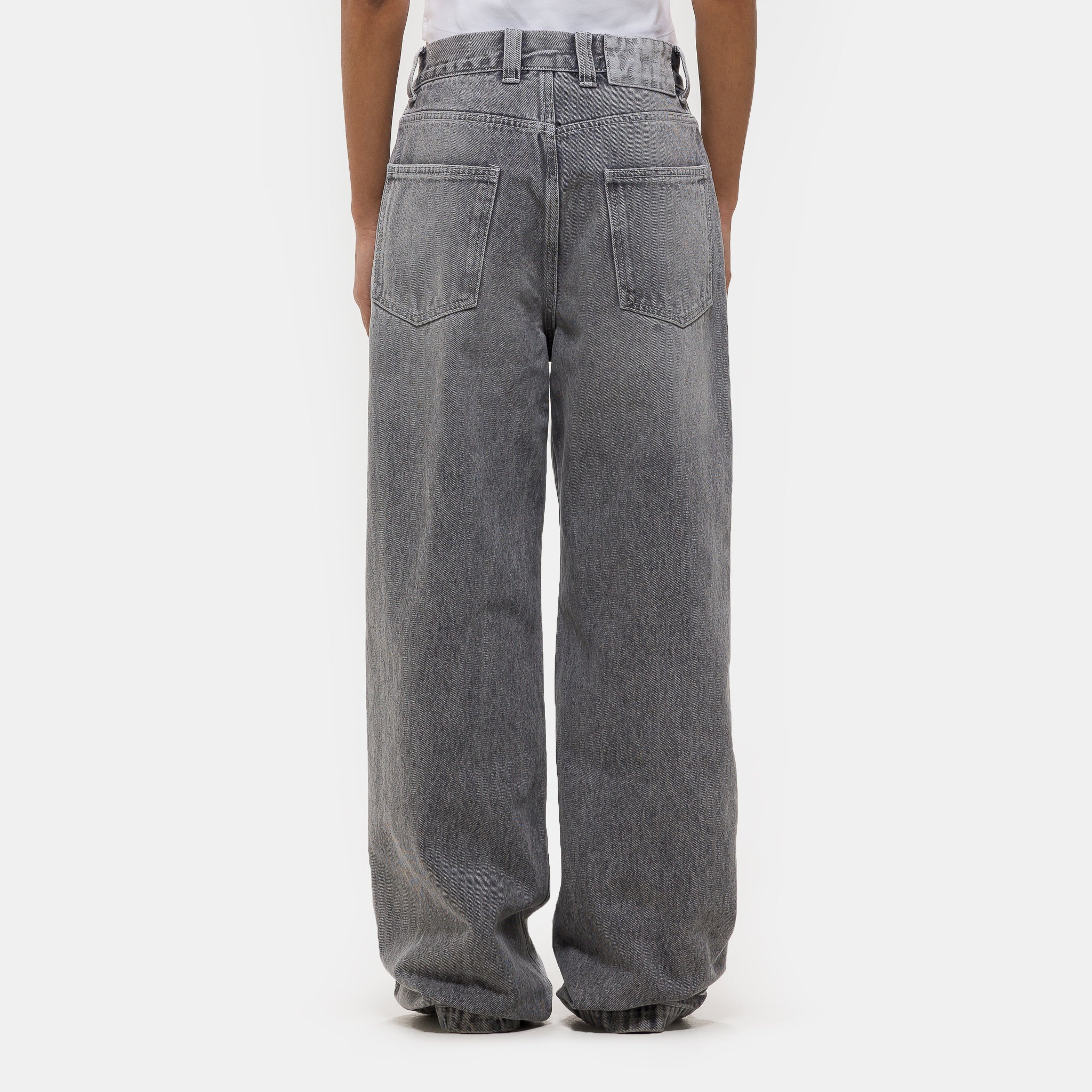Regular Jean in Washed Light Grey