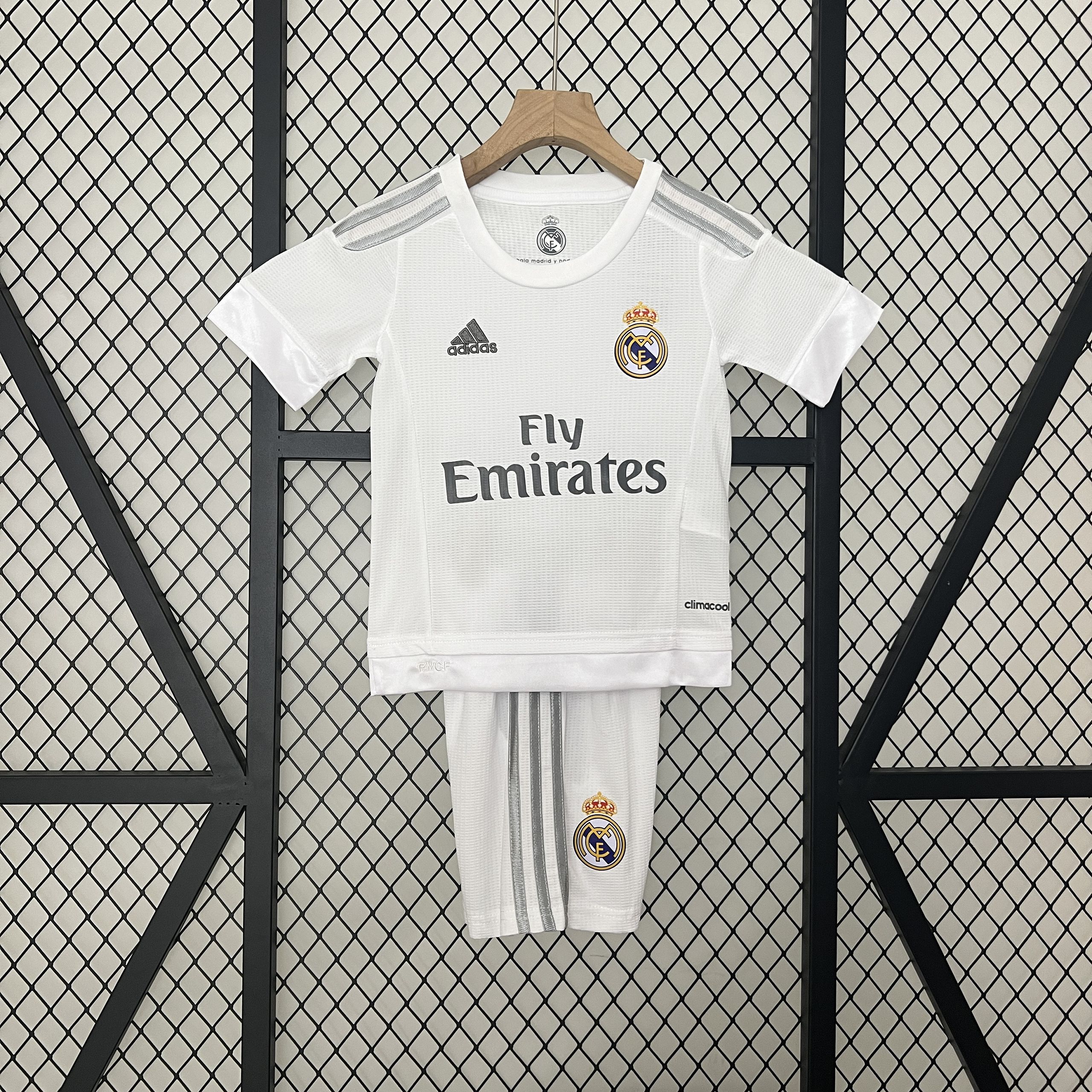 15-16 kids kit Real Madrid Home soccer jersey-Retro version （Player Version）: Ajax 24-25 Home Stadium Jersey - Fans Version mysite: Adidas luxuryfootballshirts.com: https://www.luxuryfootballshirts.com/