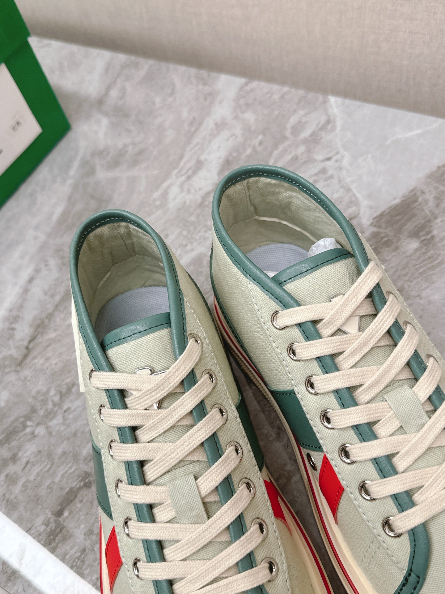 ELIOT SNEAKER IN GREEN PASTEL CANVAS AND CALFSKIN、mysite、Cacoeks