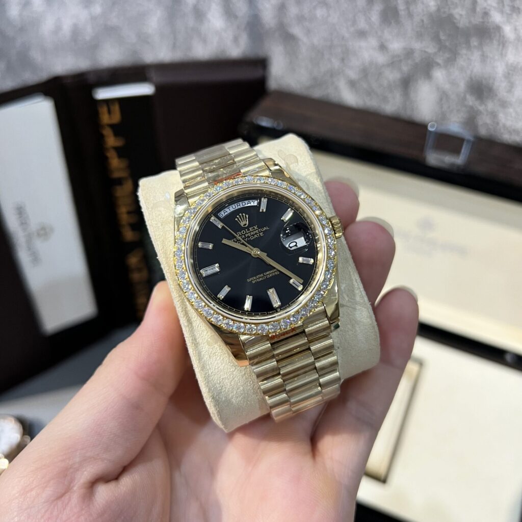 Đồng Hồ Rolex Day-Date 228238 Tinh Chỉnh Độ Kim Cương Moissanite 40mm (2)