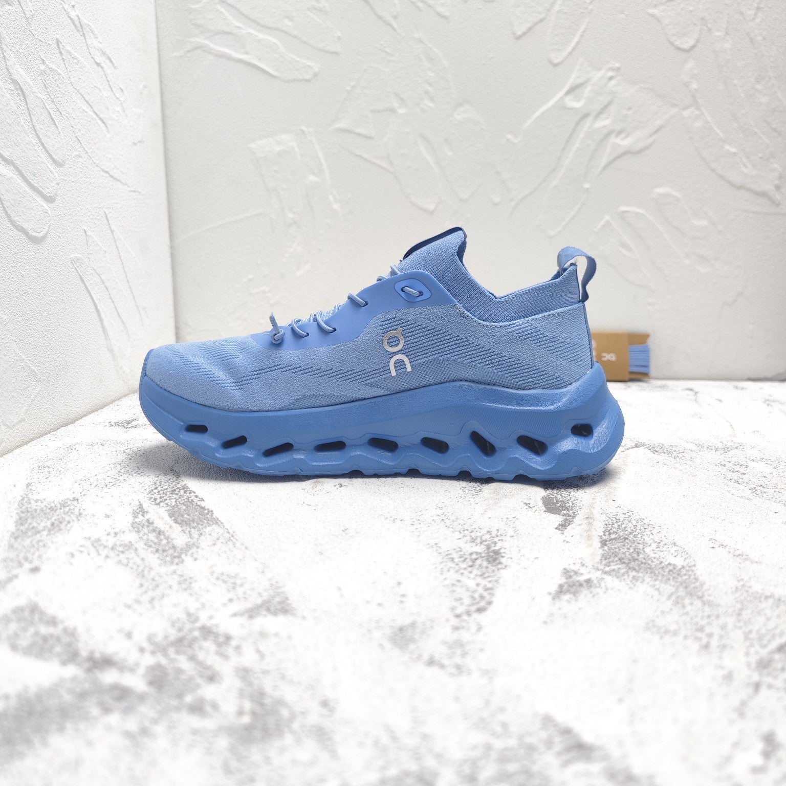 CLOUDTILT SNEAKER IN CORNFLOWER BLUE RECYCLED POLYESTER、mysite、Cacoeks