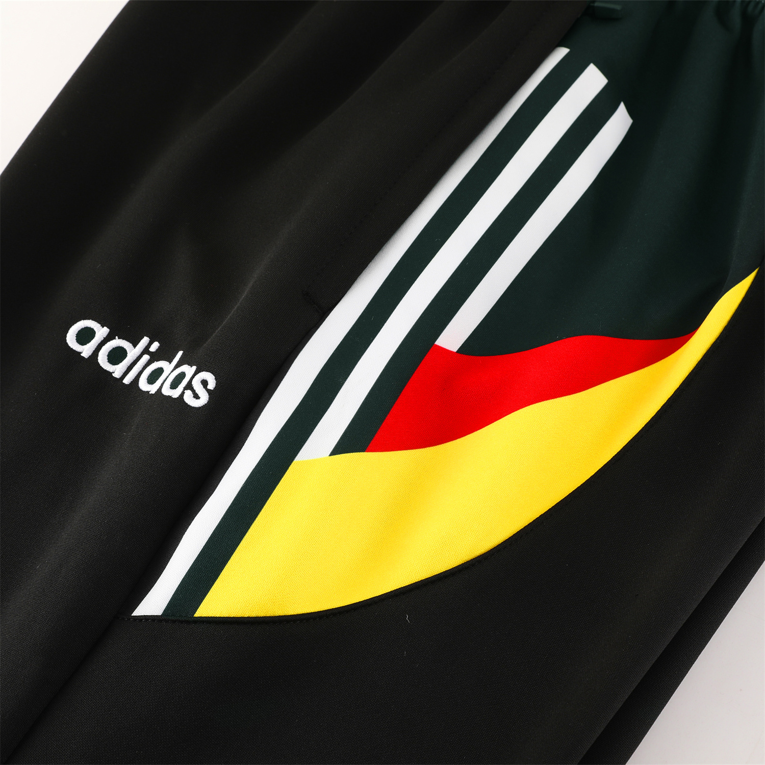 ManixJersey.com | Germany 2024 Jacket Training Tracksuit - White With Yellow, Red And Black Stripe -Customize Name, Number and Patch | Worldwide Shipping