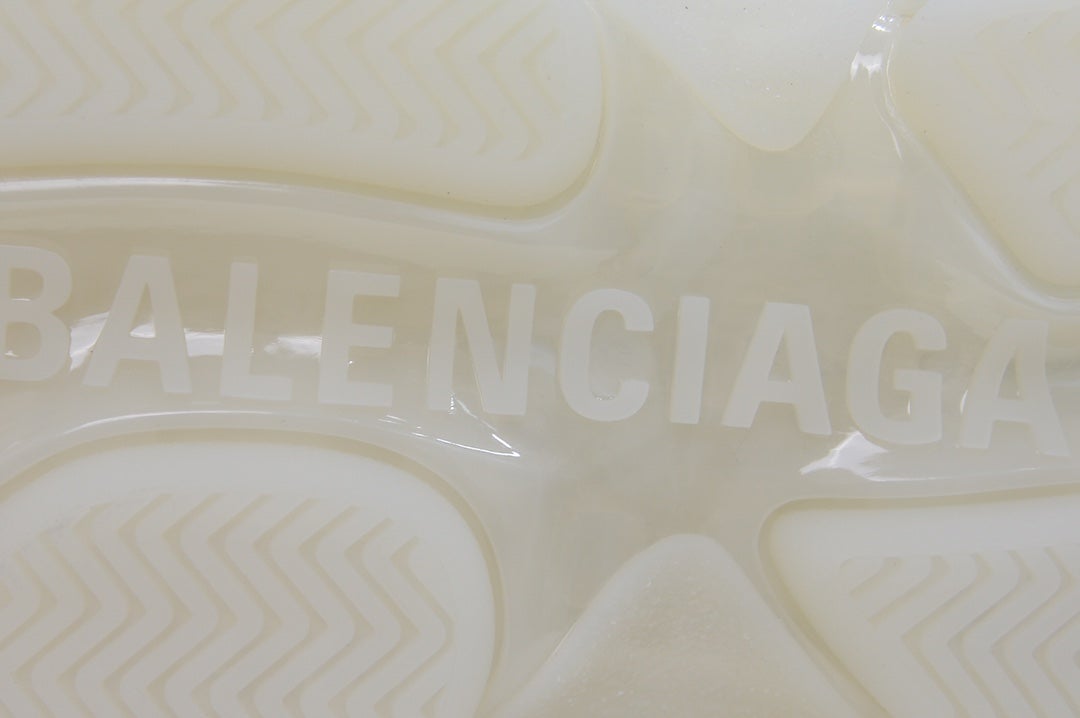 Balenciaga Triple S Sneaker in White Beige、mysite、Cacoeks