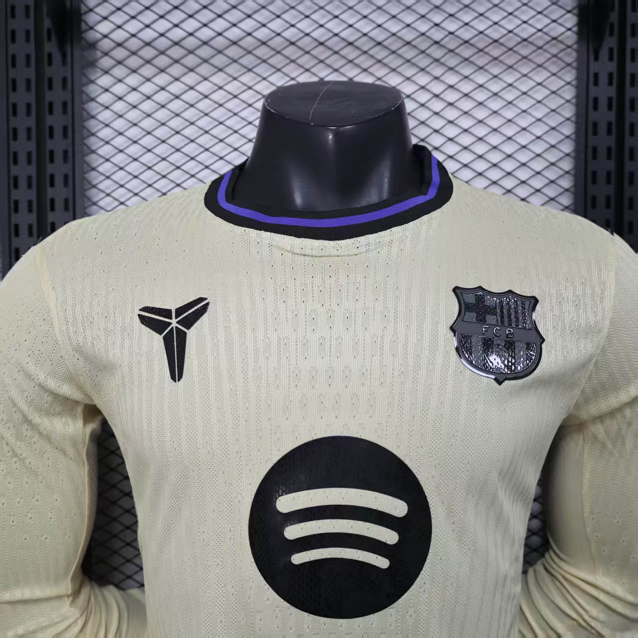 2025/2026 Player Version Long Sleeve Barcelona Away Football Shirt 1:1 Thai Quality:football jersey mysite: unitedjerseyfootball 邓江浪:football