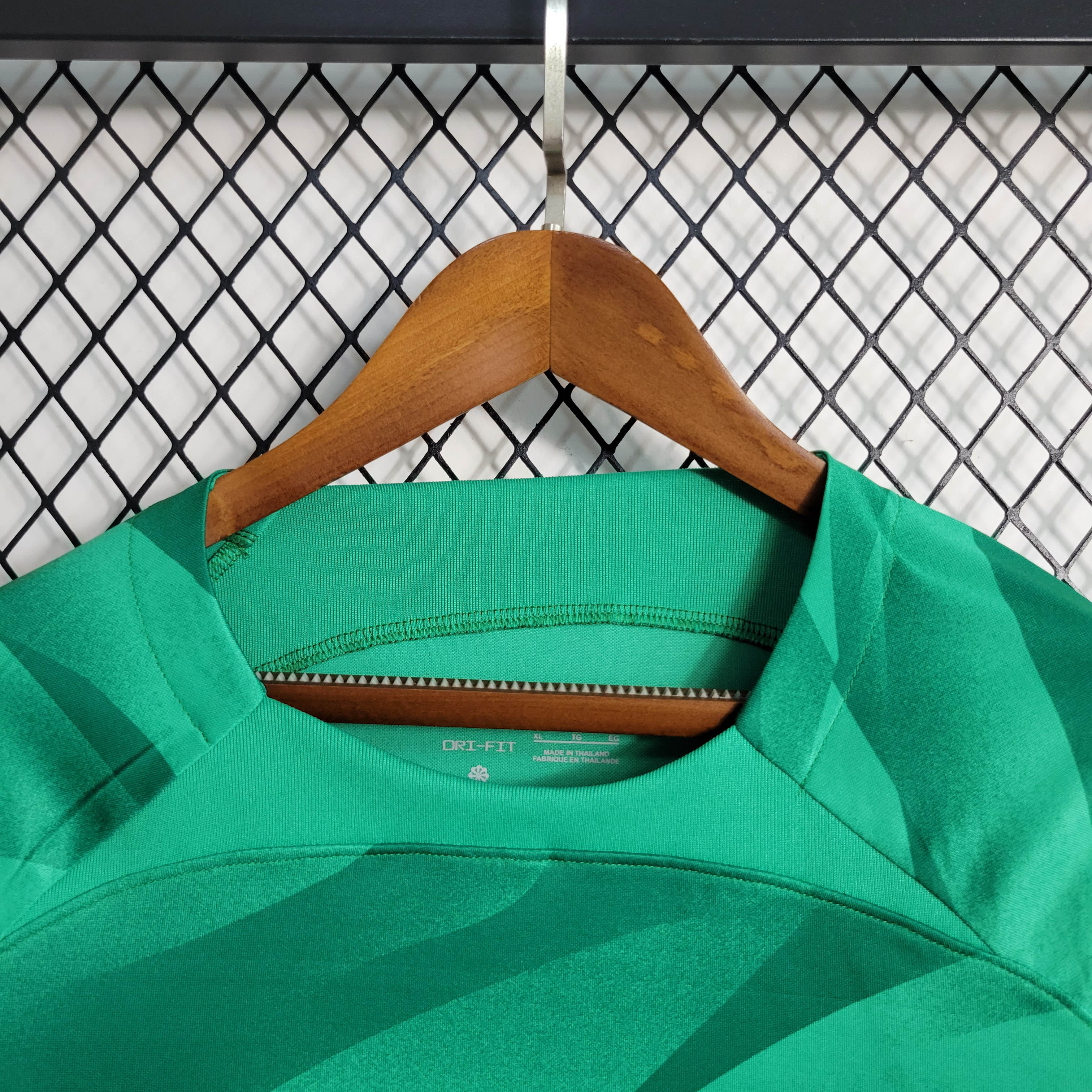 2023/2024 Long Sleeve Psg Paris Saint-Germain Goalkeeper Green Football Shirt:football jersey mysite: unitedjerseyfootball 邓江浪:football