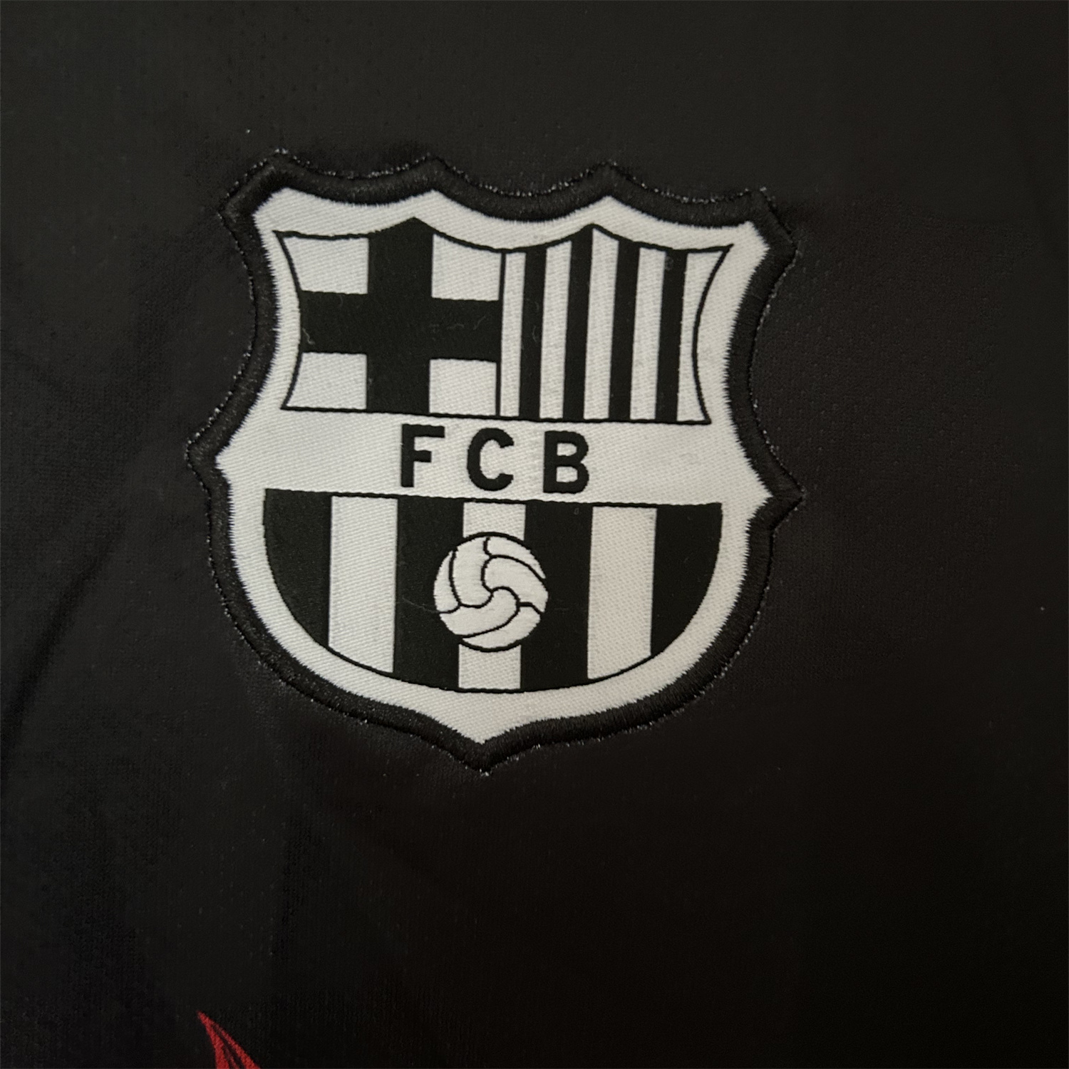 UltraTrikot-Barcelona 25-26 Red Lion Silhouette Black Jersey - Fans Version