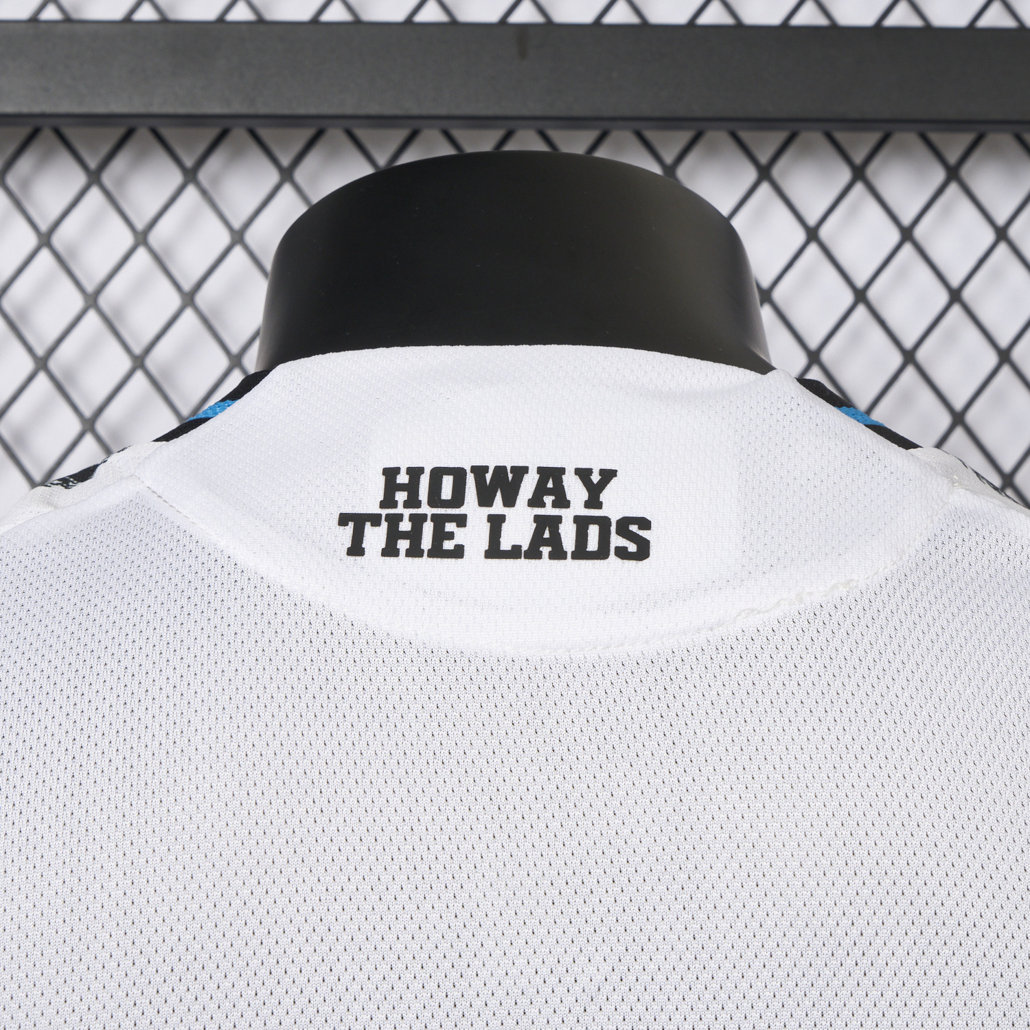 foot-Newcastle United 25-26 Home Jersey - Player Version