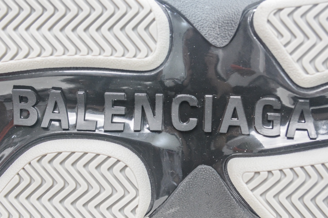 Balenciaga Triple S Sneaker x Adidas in White、mysite、Cacoeks