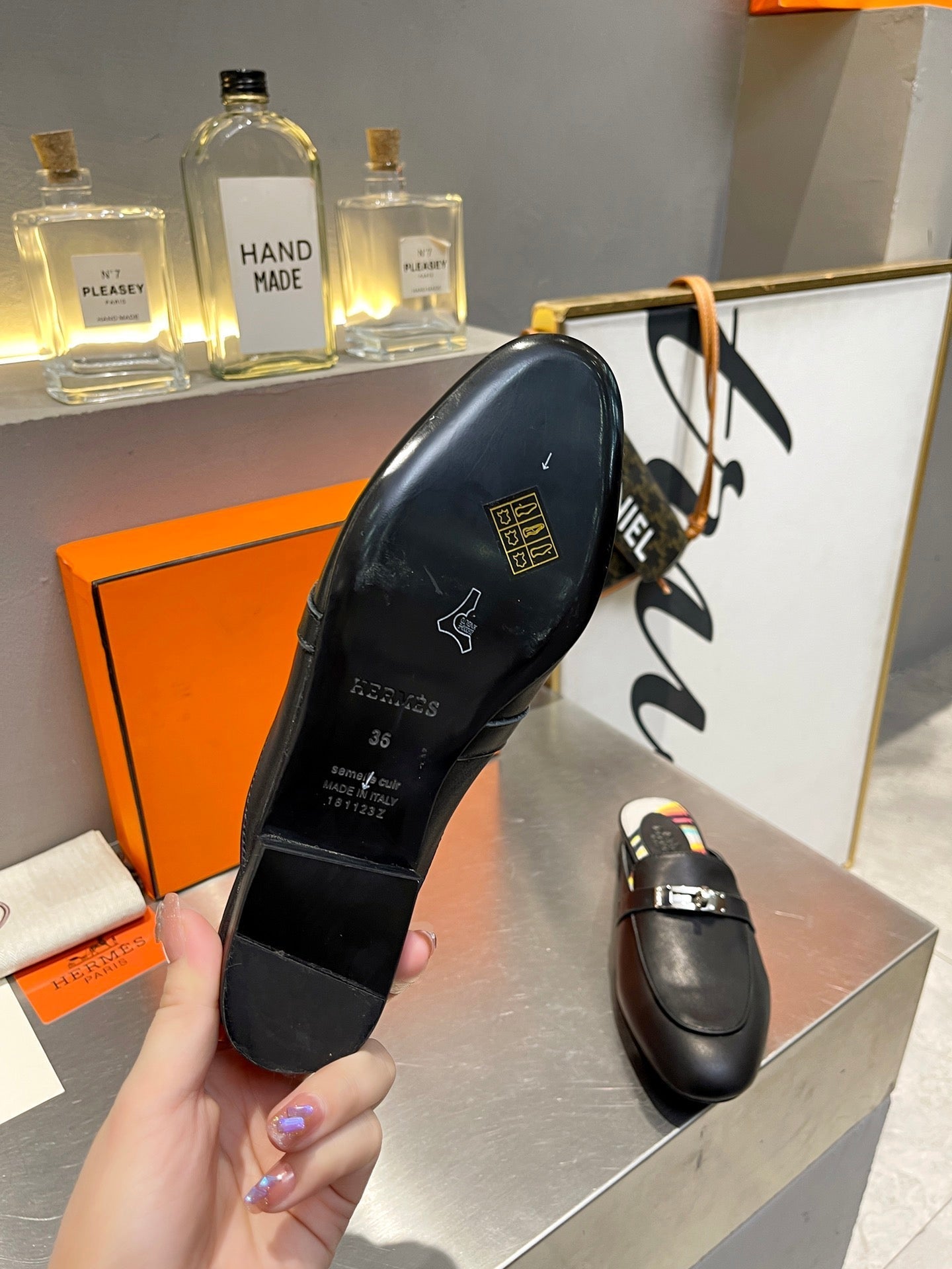 0Z MULE BLACK CALFSKIN WITH PATTERN、mysite、Cacoeks