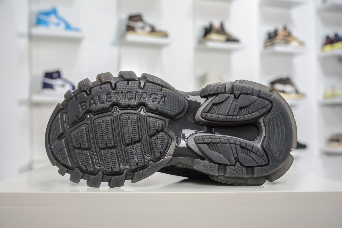 Balenciaga Track Clear Sole Sneaker in Dark Navy、mysite、Cacoeks
