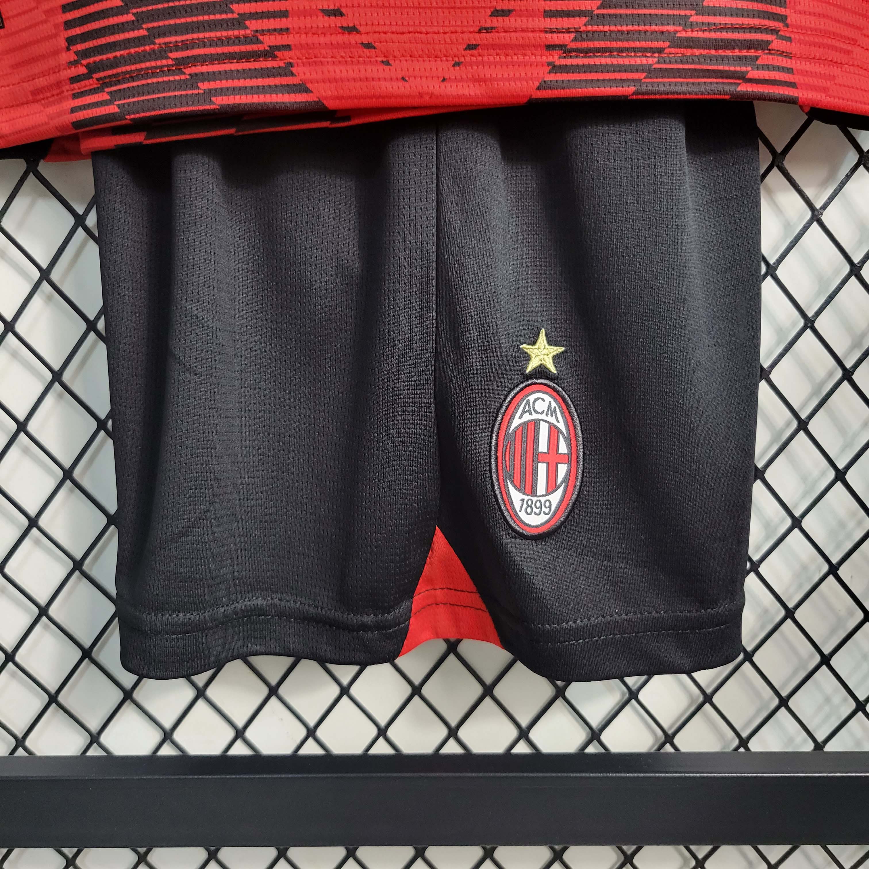 Kids Size 2023/2024 AC Milan Soccer Jersey Home 1:1 Thai Quality:football jersey mysite: unitedjerseyfootball 邓江浪:football