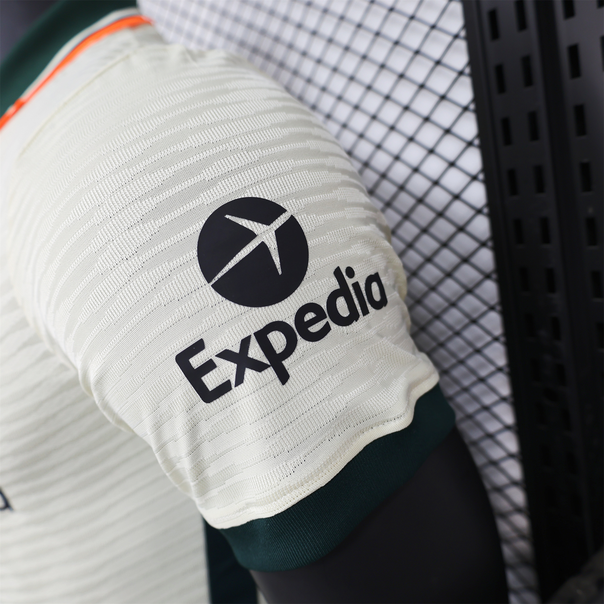 ManixJersey.com | Retro Liver.pool 2021-22 Away Jersey - Player Version -Customize Name, Number and Patch | Worldwide Shipping