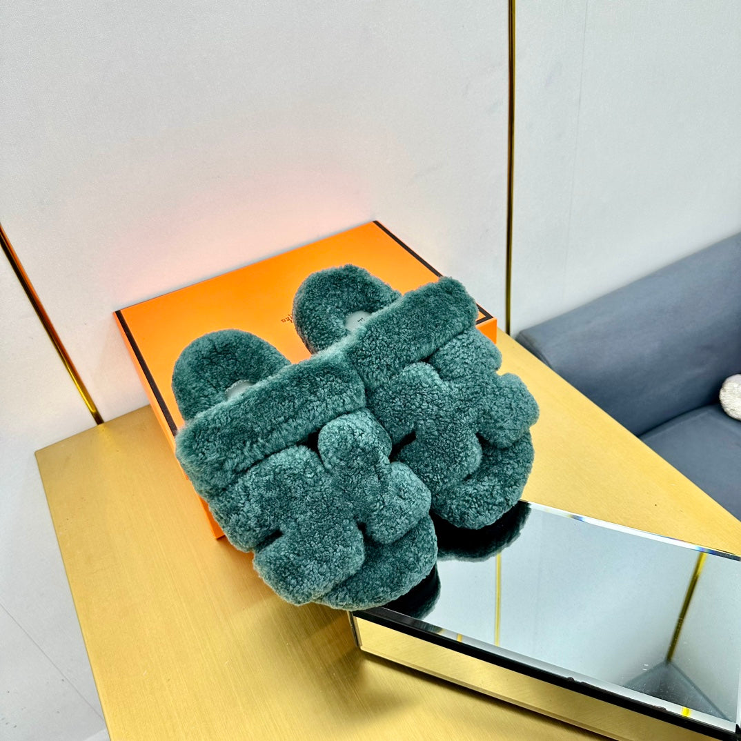 CHYPRE SANDAL IN FOREST GREEN SHEARLING、mysite、Cacoeks