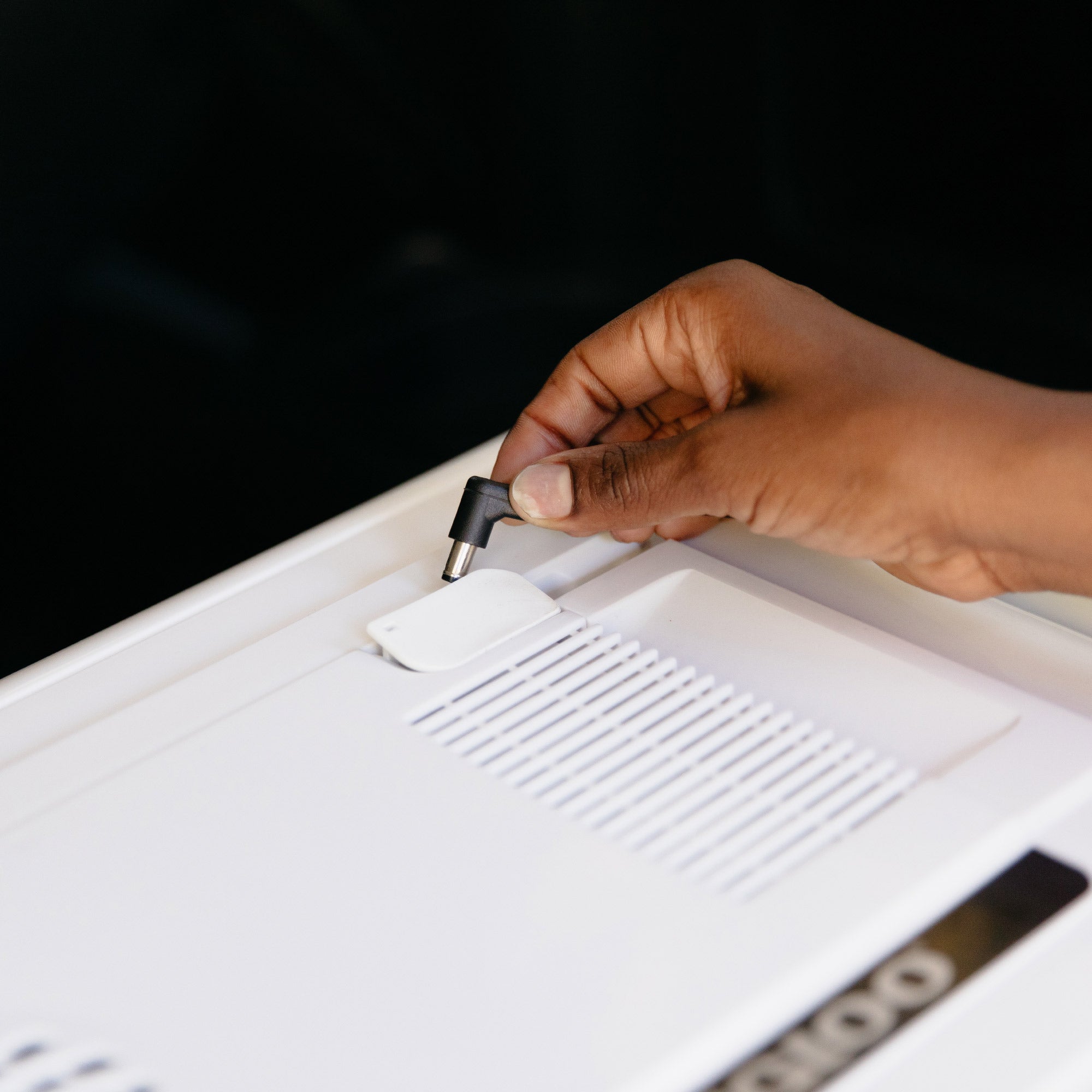 Versatemp 35 Qt Wheeled Electric Cooler