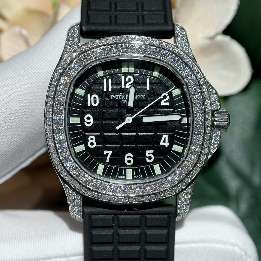 Đồng Hồ Patek Philippe Aquanaut 5069G Đính Kim Cương Moissanite 35 (1)