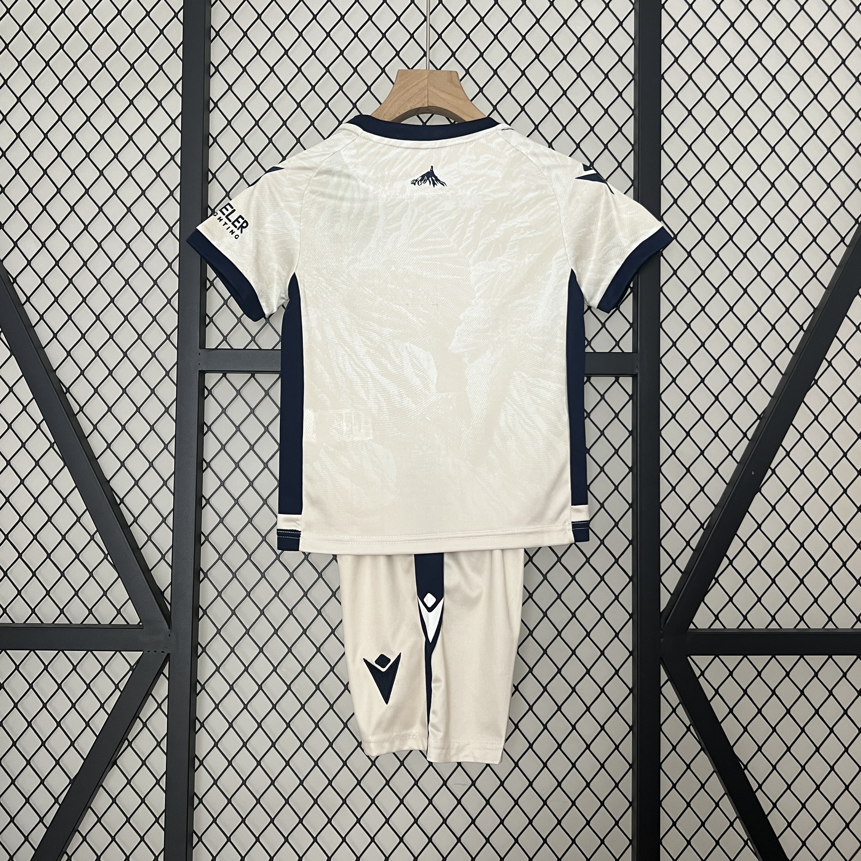 Higojerseys-Osasuna 24-25 Away Kids Kit