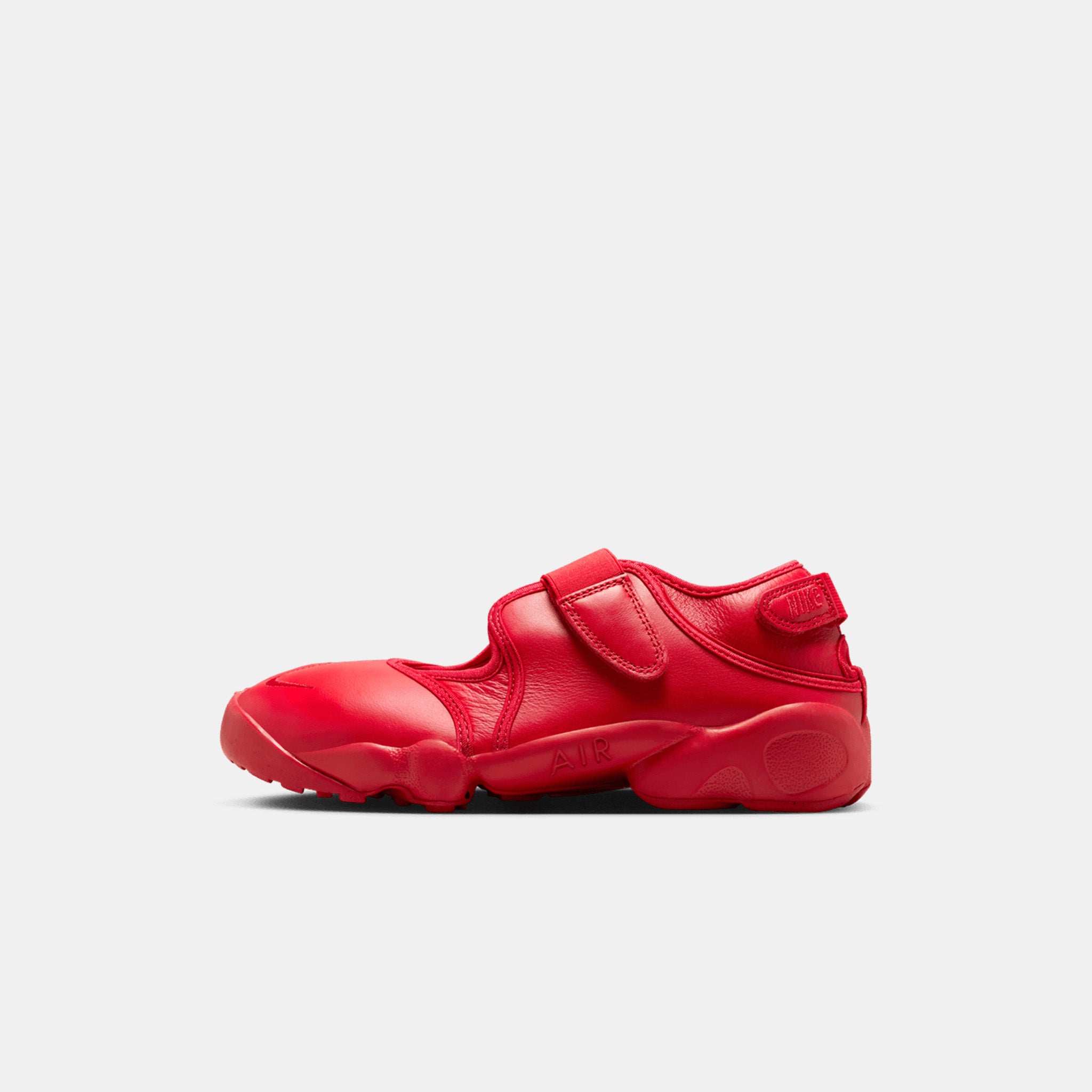 Air Rift Sneaker in Fire Red/Fire Red