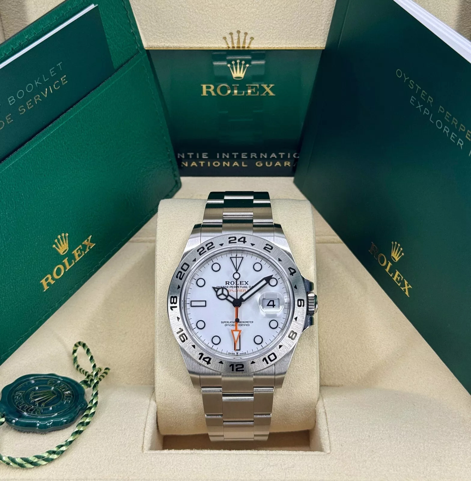 Rolex Explorerll Super Clone Swiss Replica Watch White Dial Ref 226570 3285 Swiss Movement