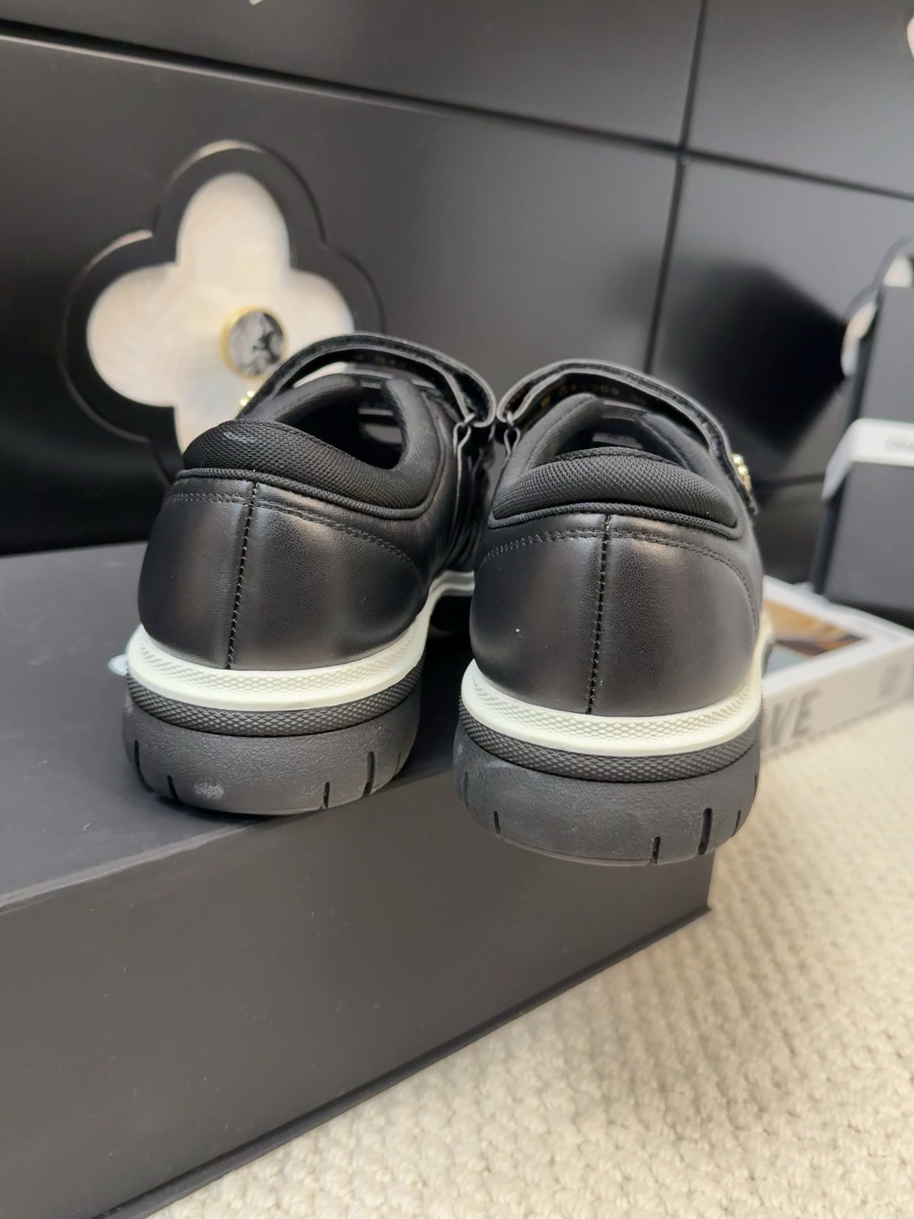 SNEAKERS WITH THREE STRAPS IN BLACK CALFSKIN、mysite、Cacoeks