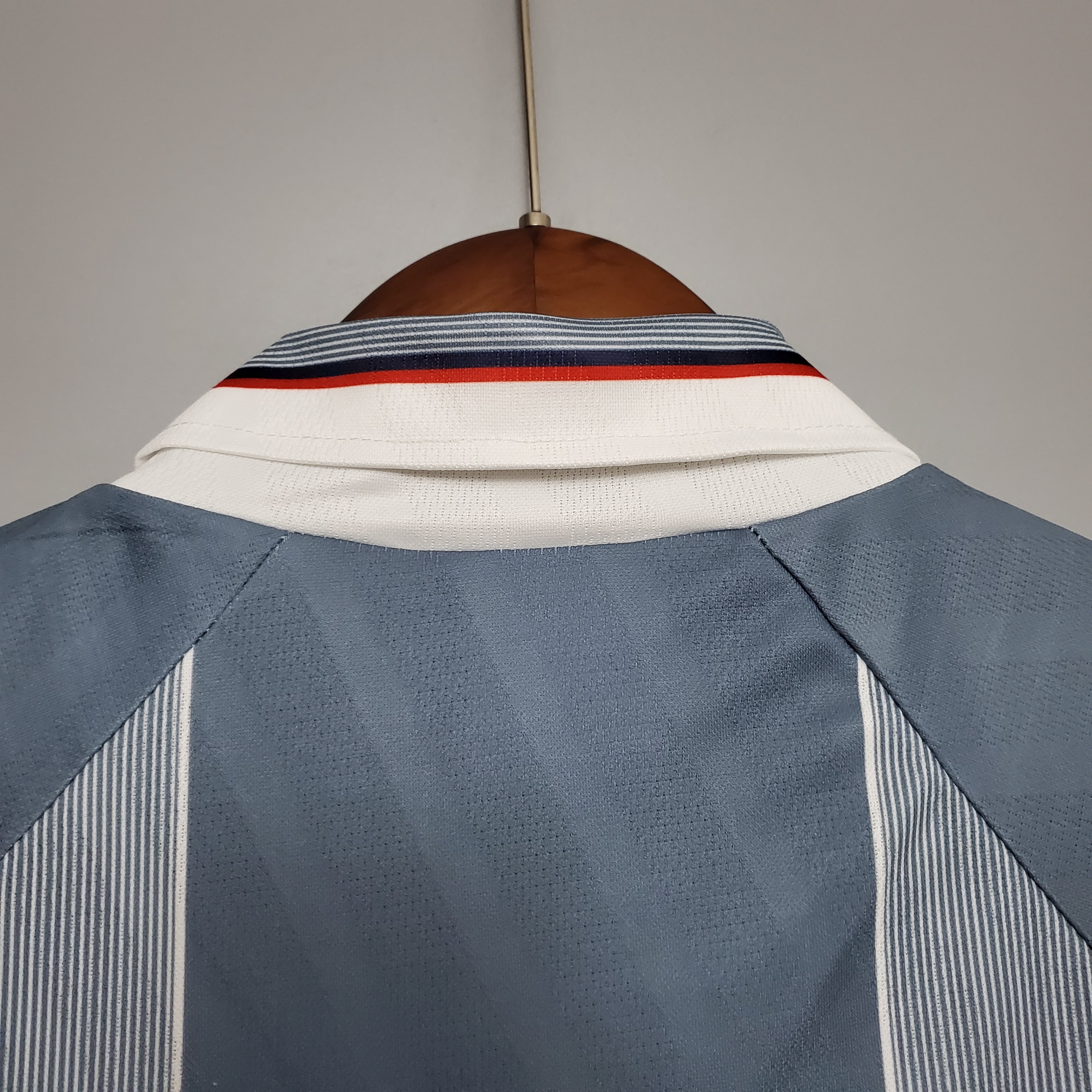 ManixJersey.com | Retro England 1996 Away Stadium Jersey -Customize Name, Number and Patch | Worldwide Shipping