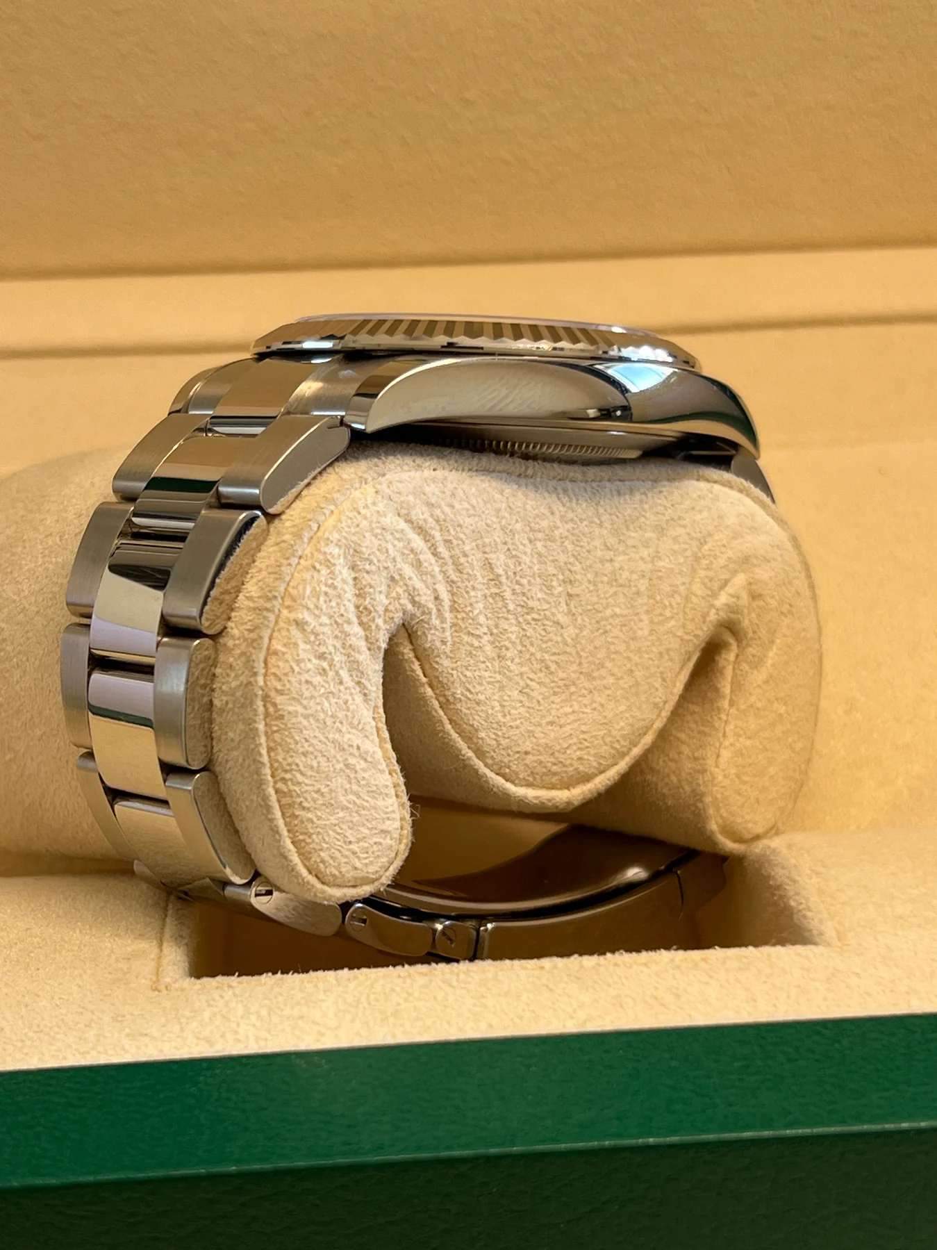 兼职  林炎: luxecystore