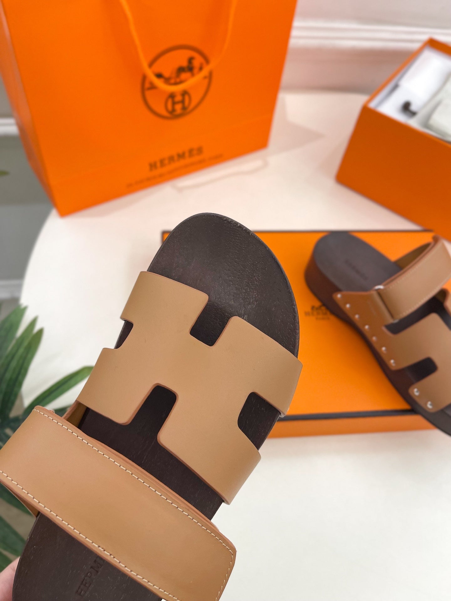 KOS CLOG IN PEANUT BROWN CALFSKIN、mysite、Cacoeks