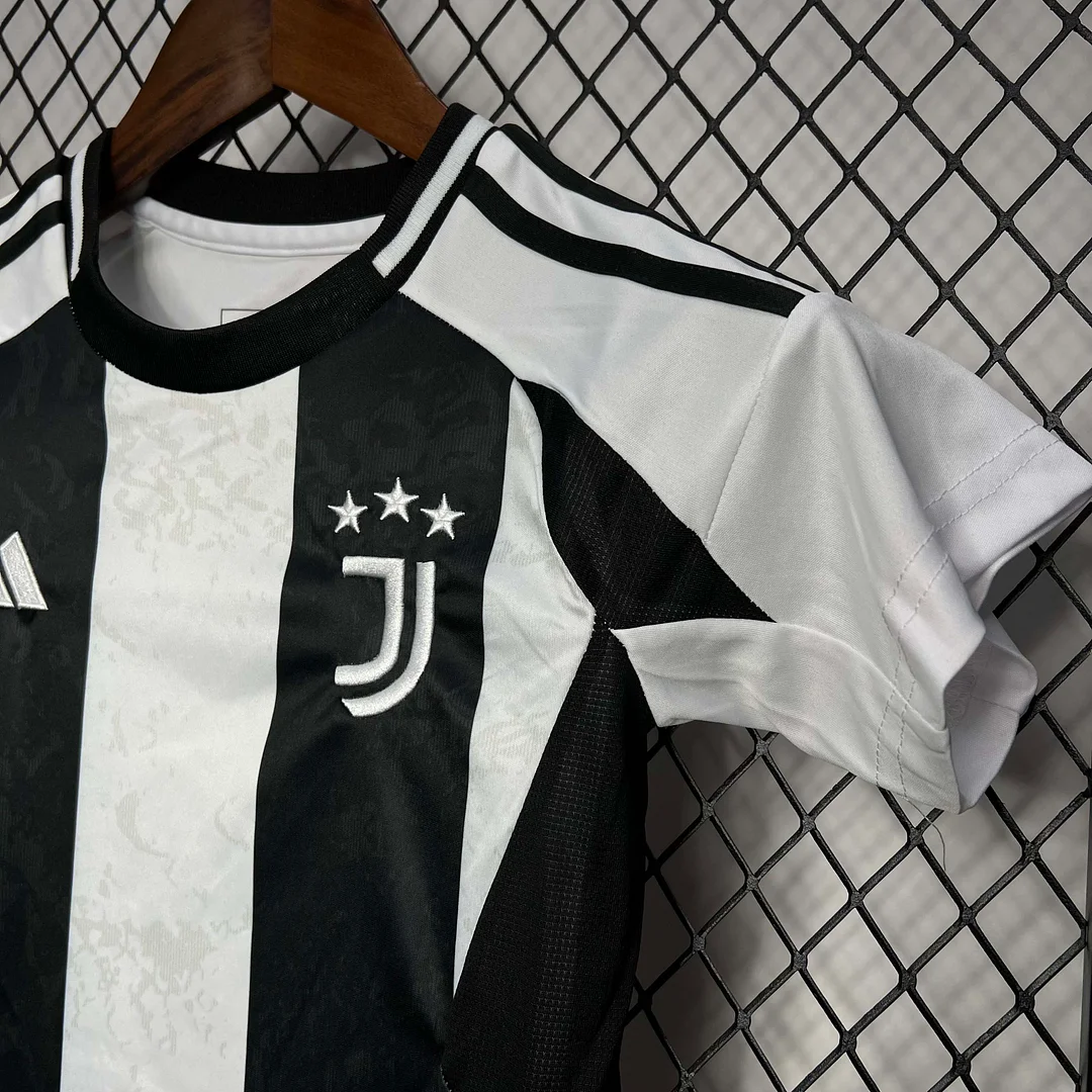 2024/2025 Juventus Home Soccer Jersey 1:1 Thai Quality Kids Size:football jersey mysite: unitedjerseyfootball 邓江浪:football